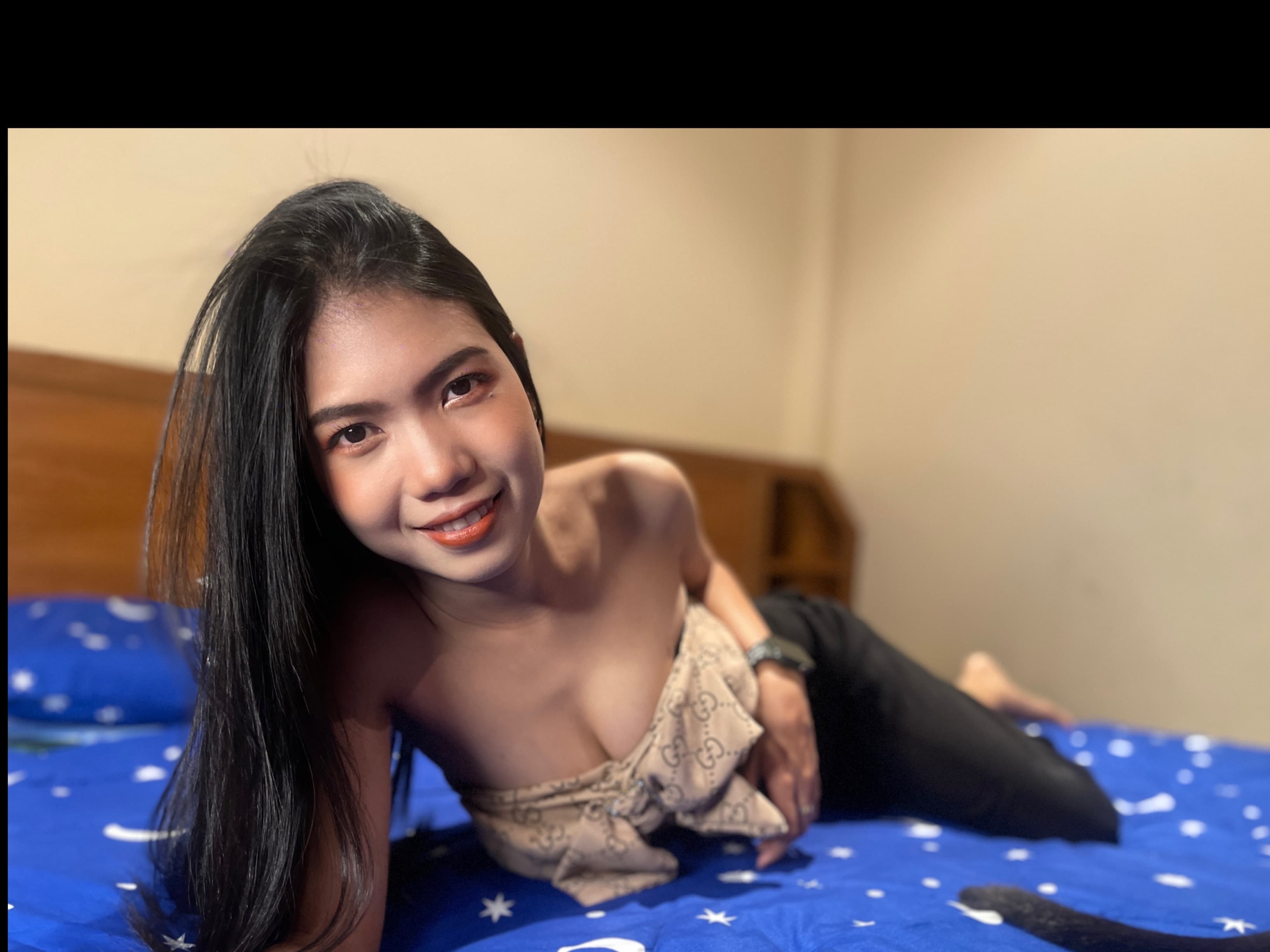 Tiny AsianQueen banner image