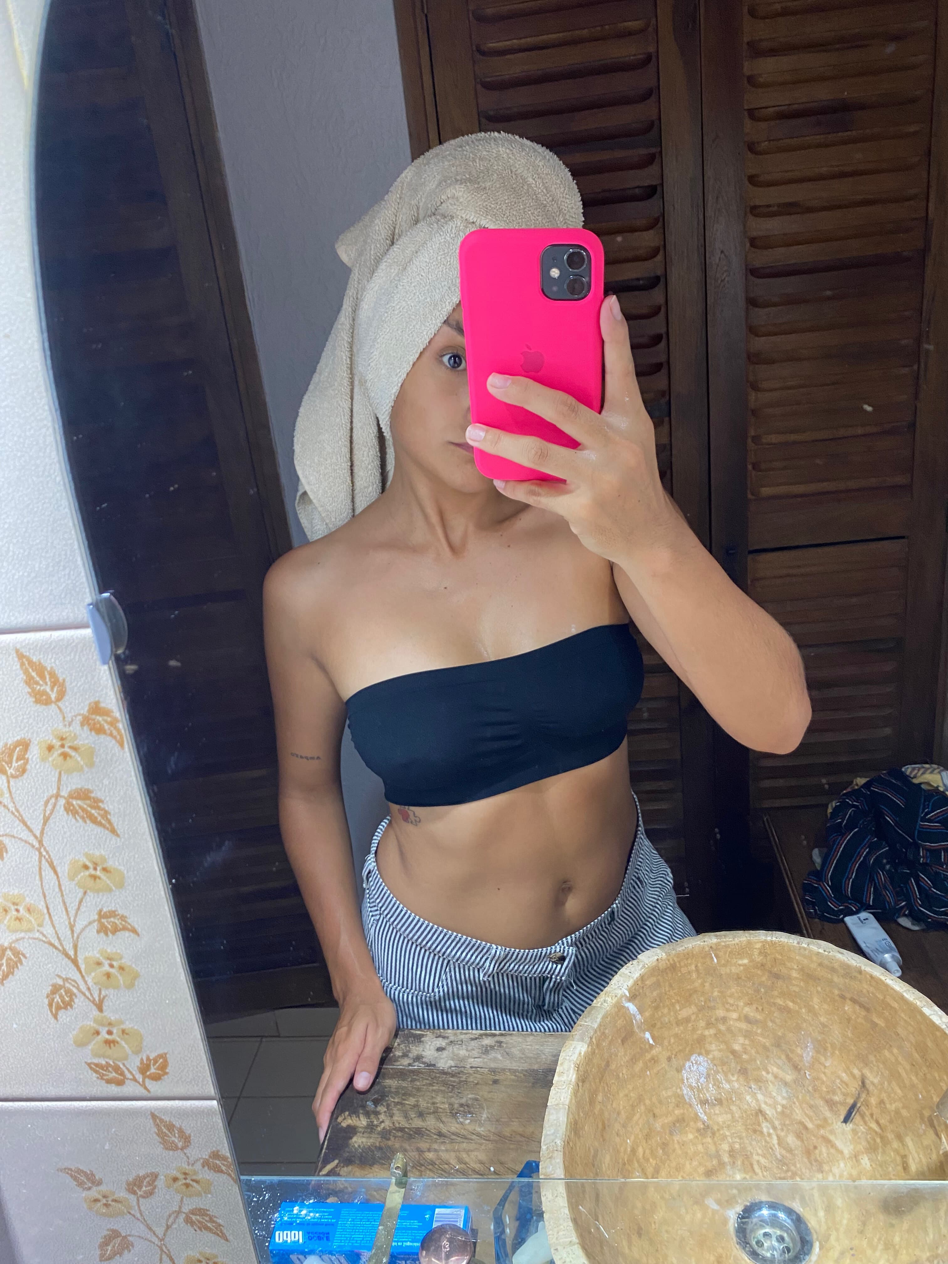 Bella🫦 banner image