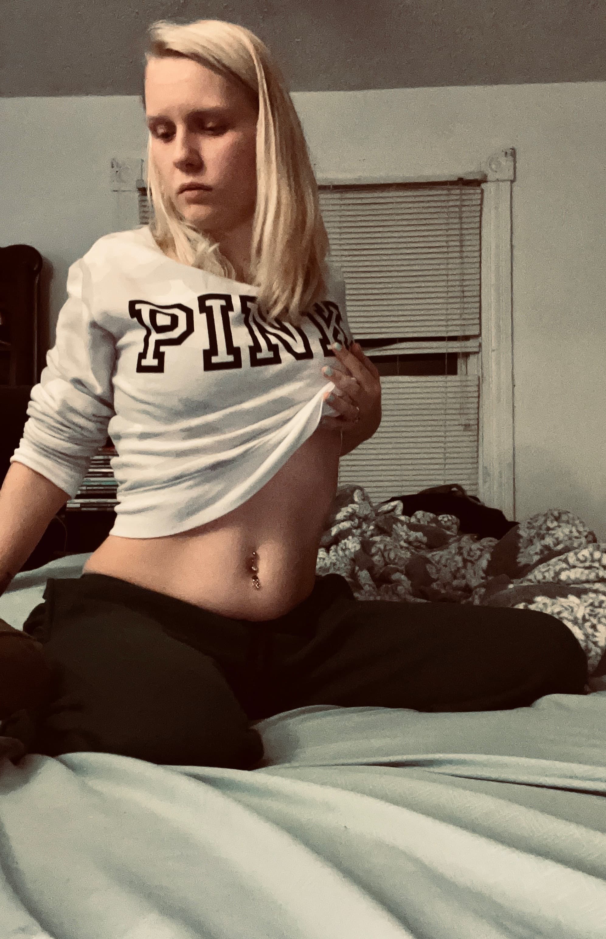 BlondeSweetie95 banner image