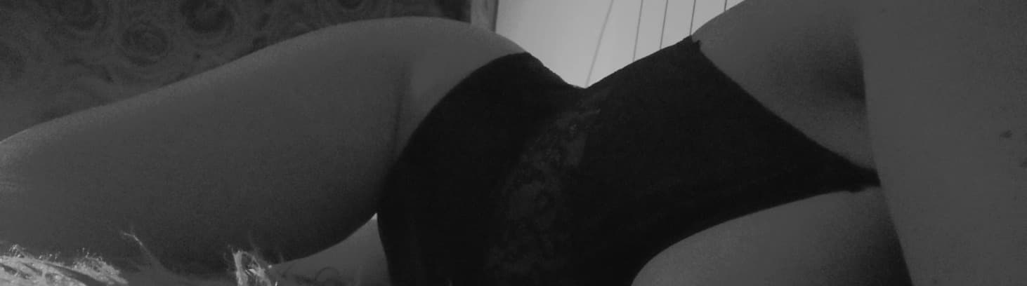 Curvy.Brunette ❤️ banner image