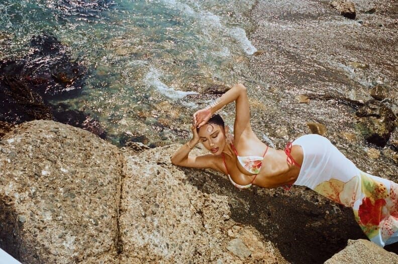Janet Guzman π (YOUR FAVORITE LATINA) banner image