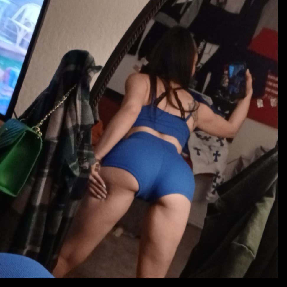 Petite n Discrete banner image
