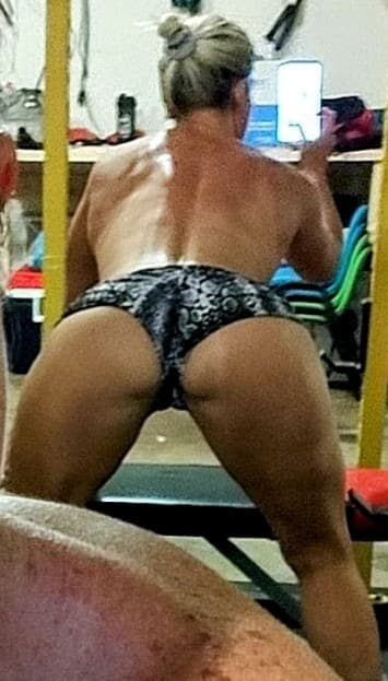 Muscle Mommy banner image