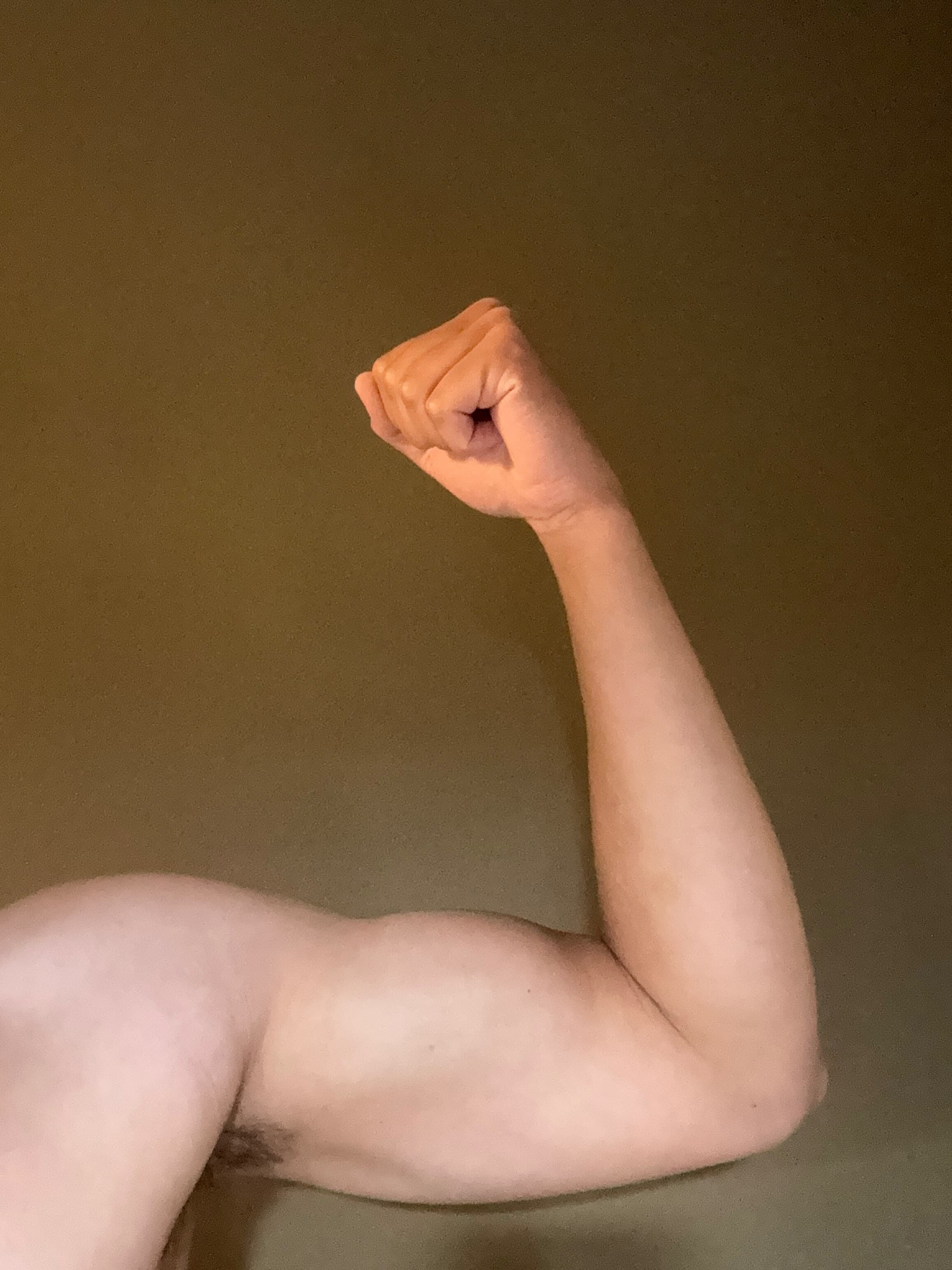 Wielding hammer banner image