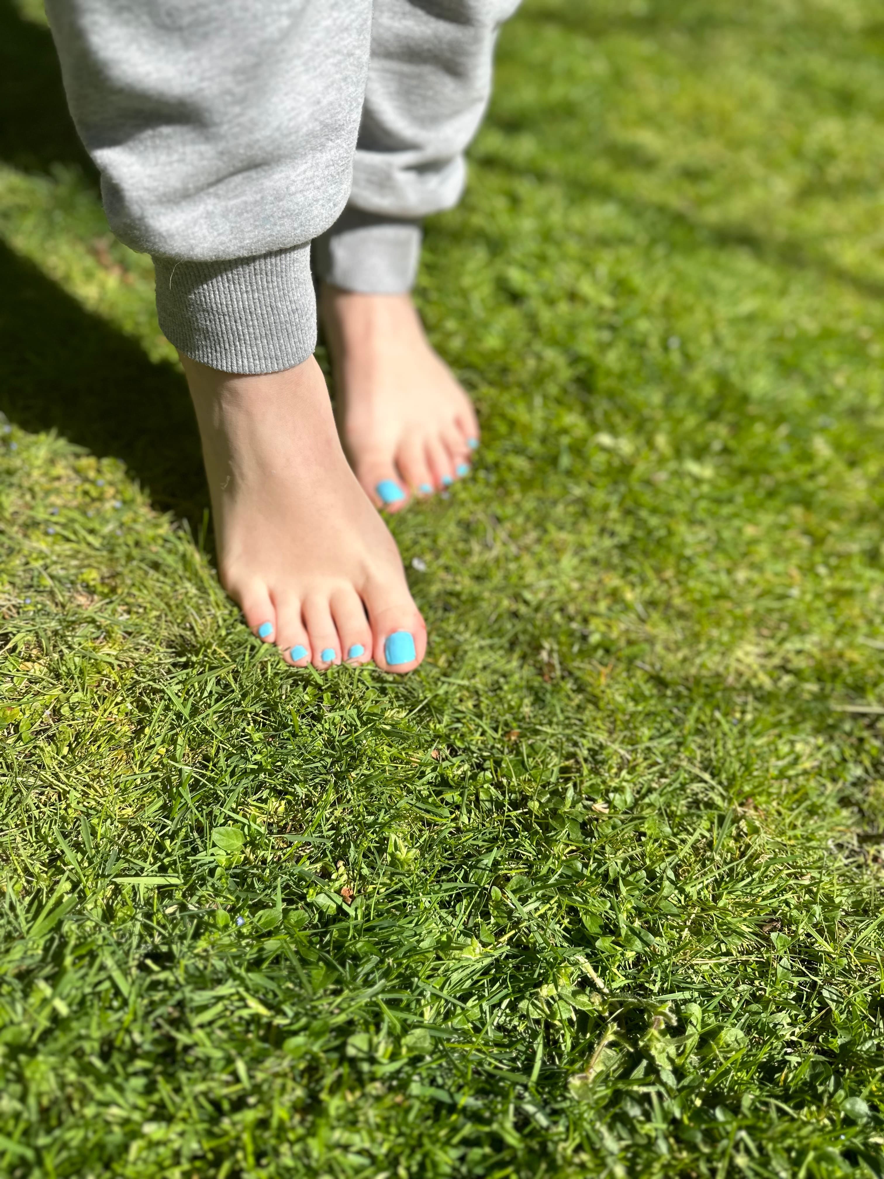 Shoeless Lydia banner image