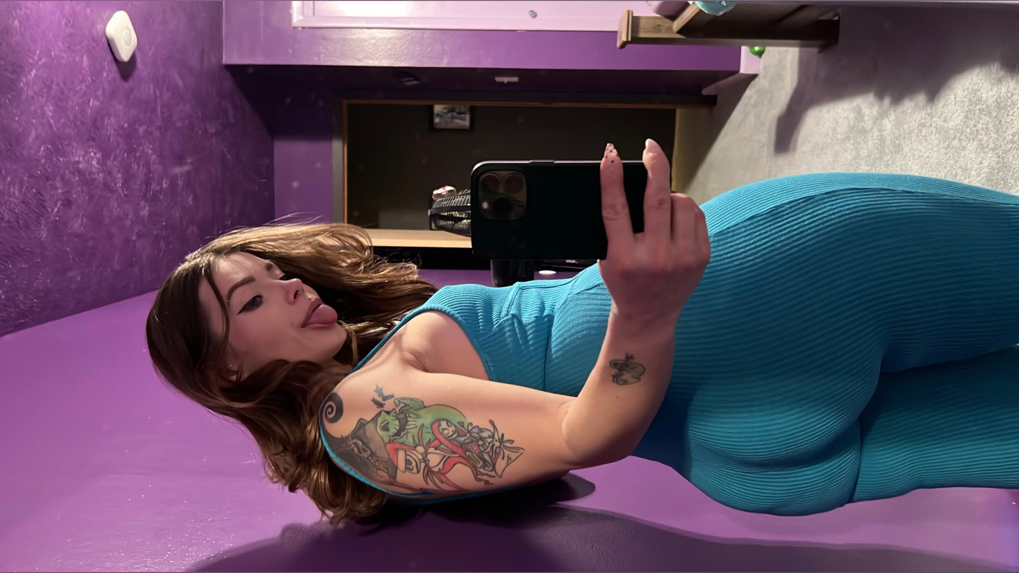QueenEgirl banner image
