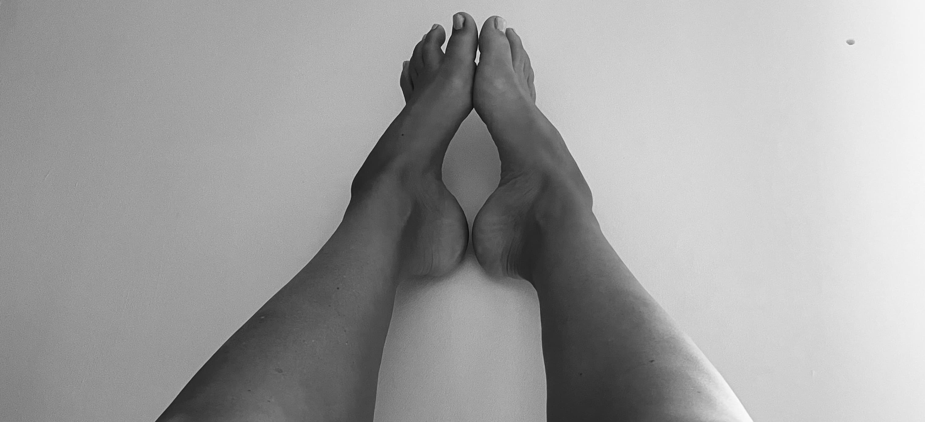 The Barefooted Babe ⭐️👣 banner image