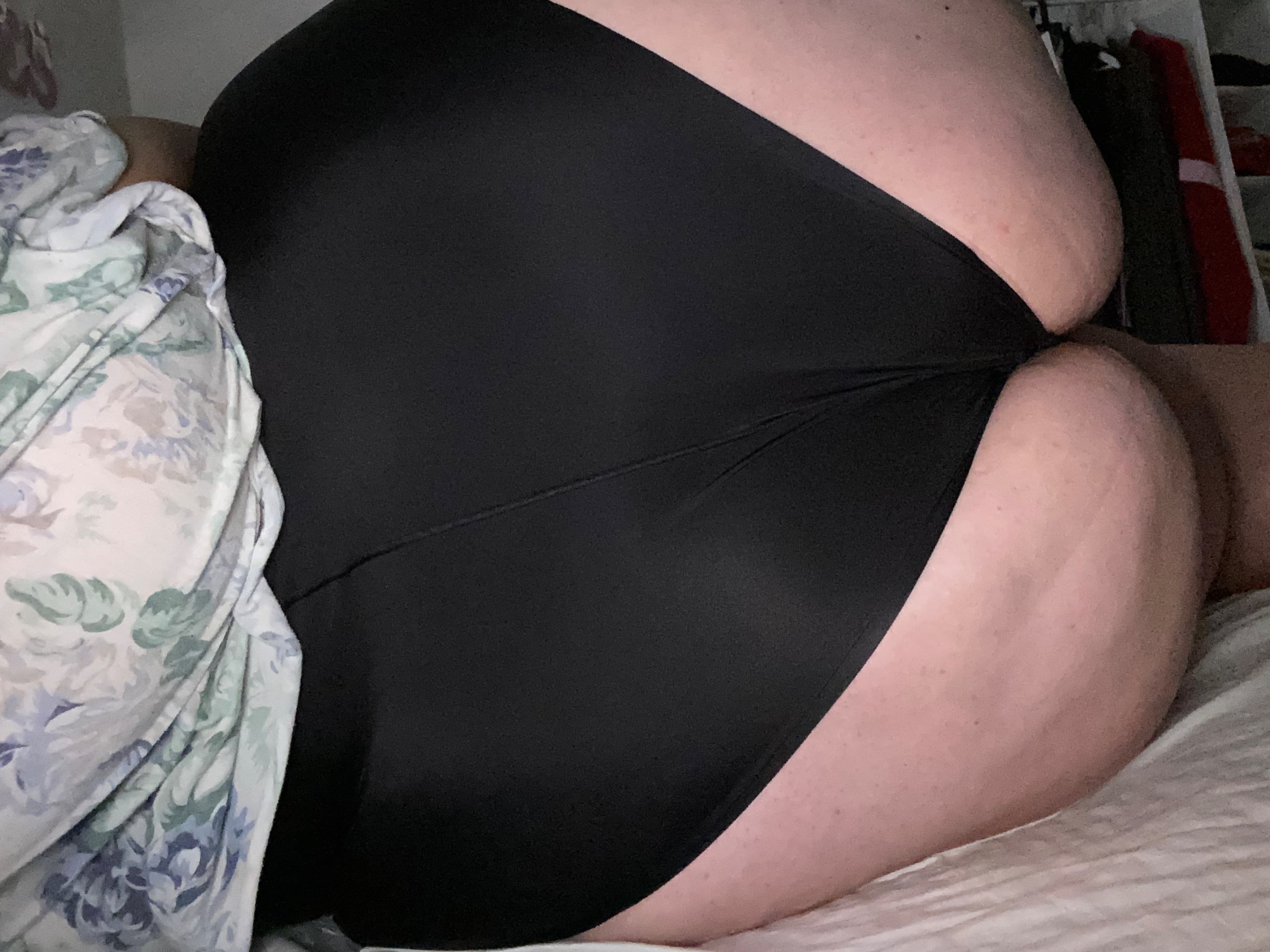 thickest b*tch banner image