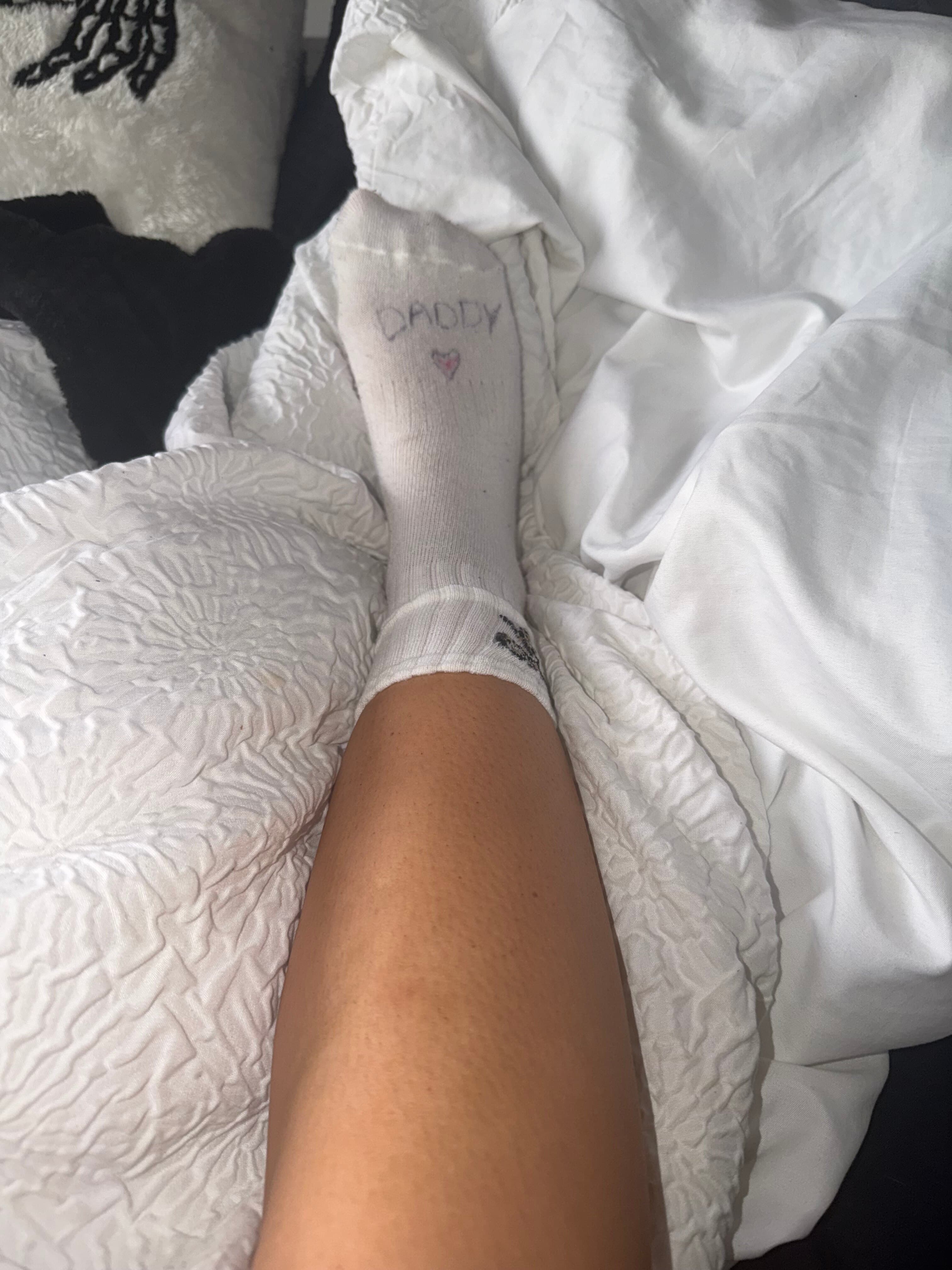 Pretty feet banner image