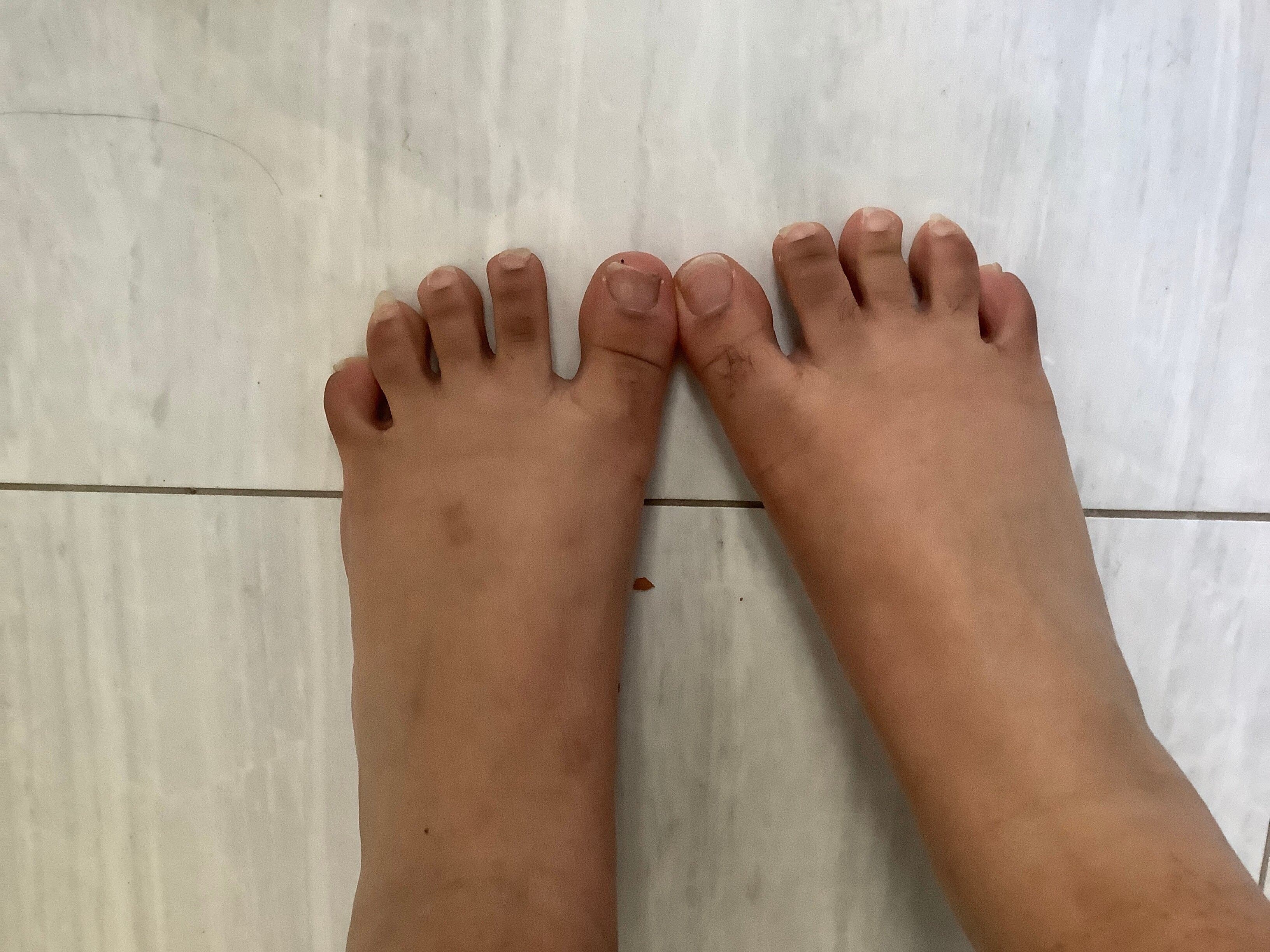 freaky-feet-lover banner image
