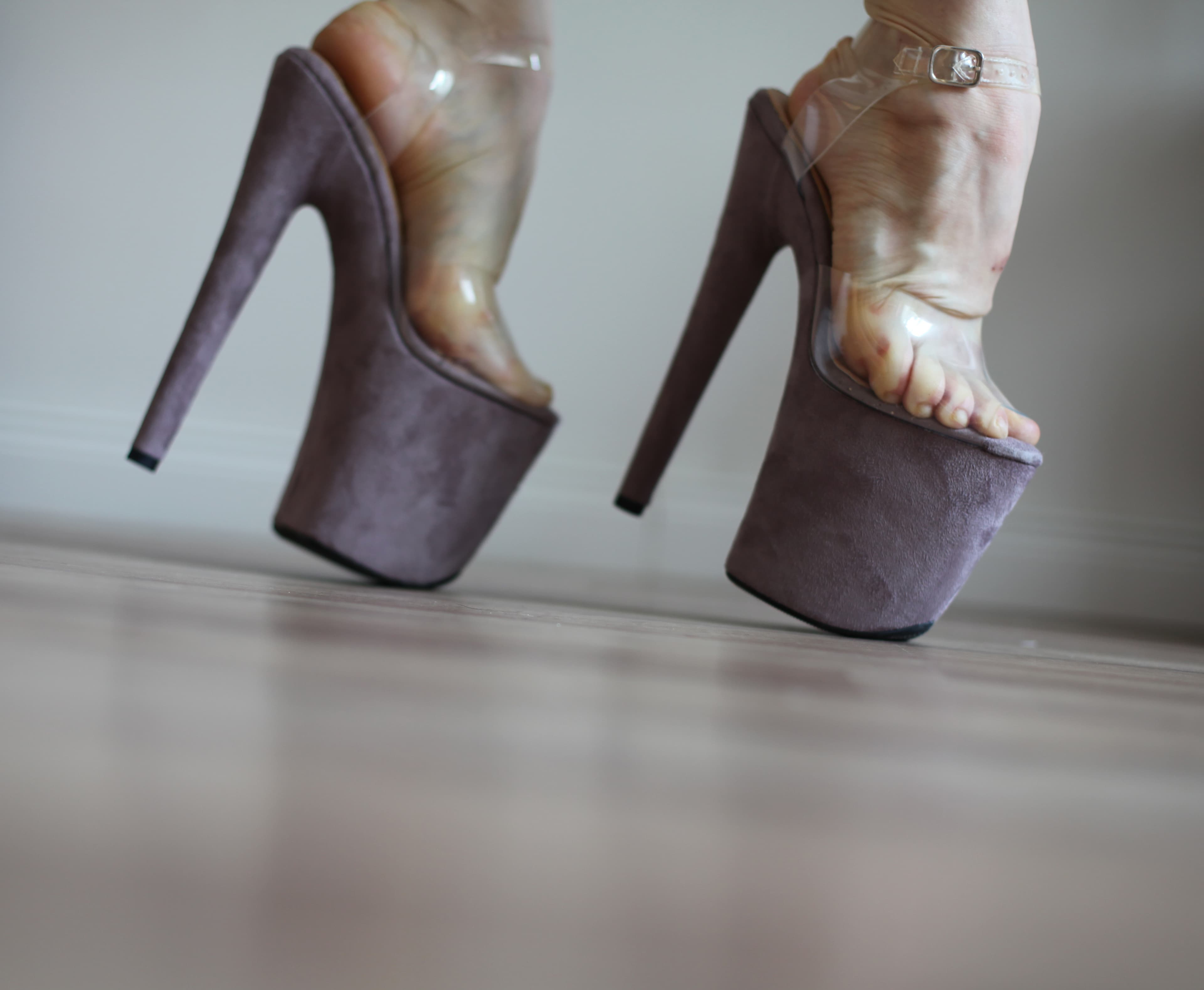 Vertical Feet banner image