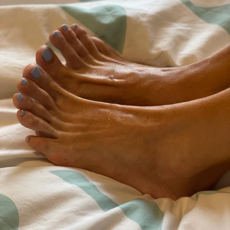 FeetFiveStars banner image