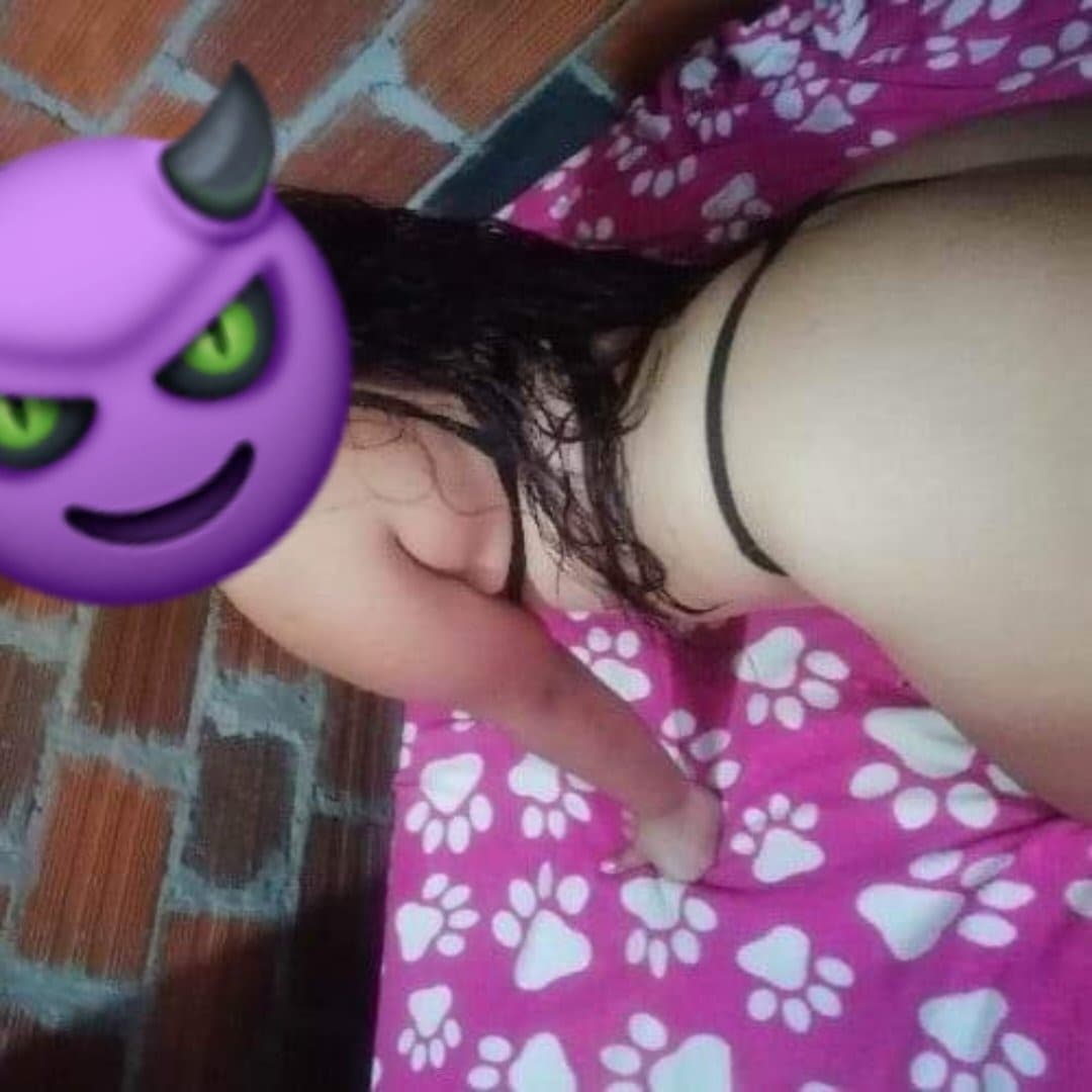 Valeria hot banner image