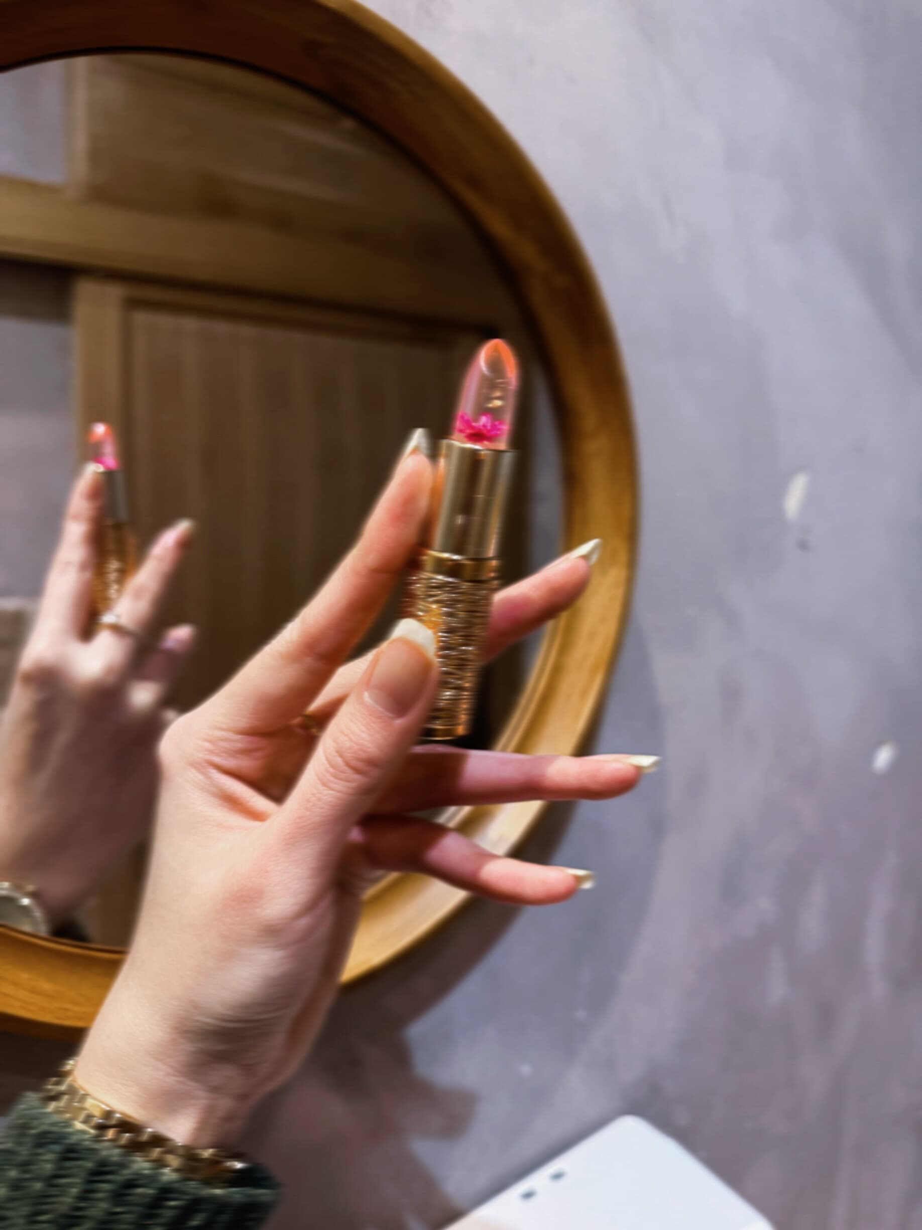 Luxury Hand Model banner image