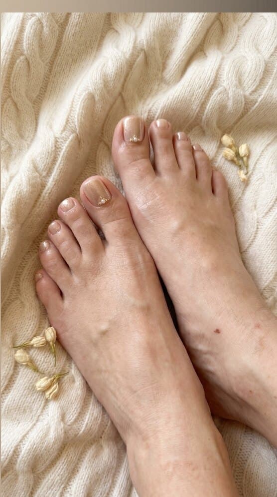 Peach Soles banner image