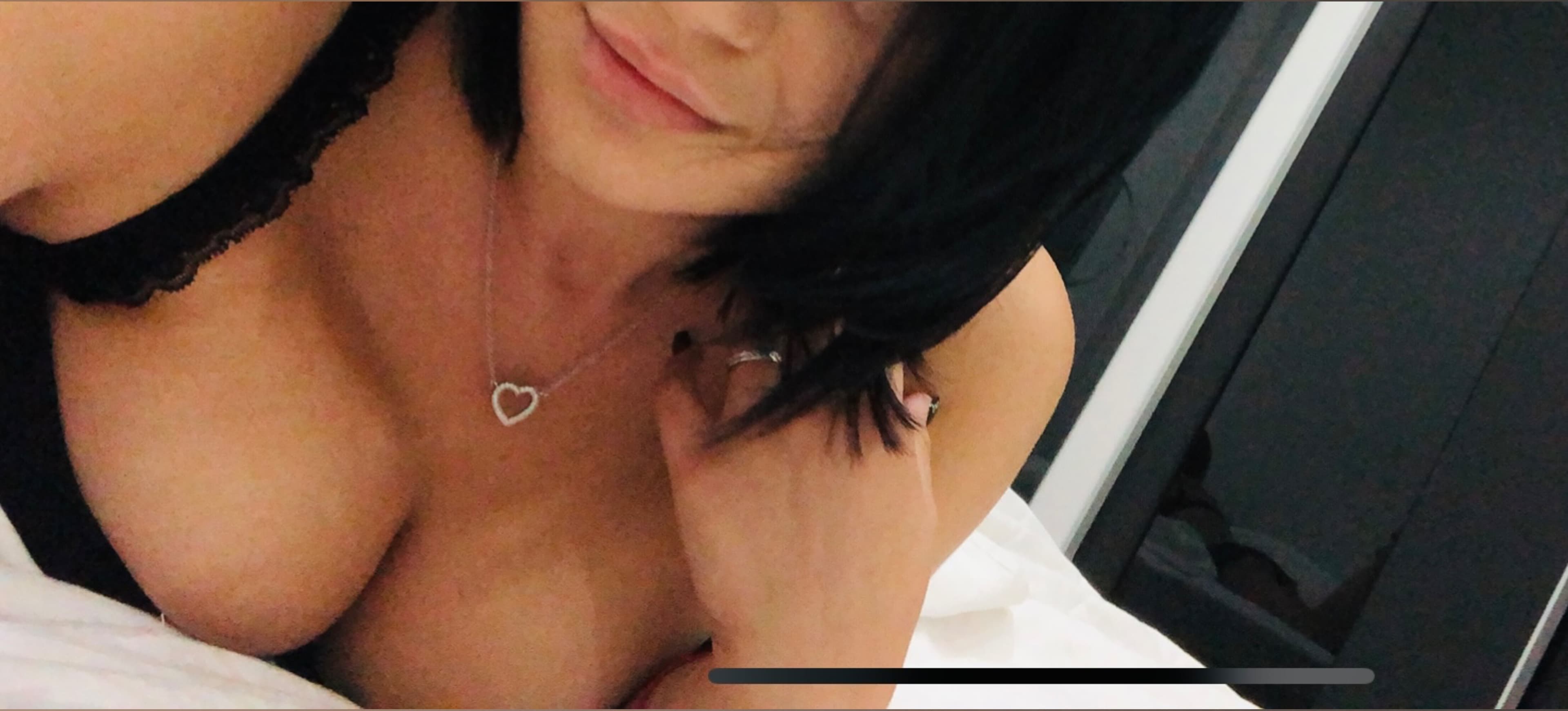 Israeli girl banner image