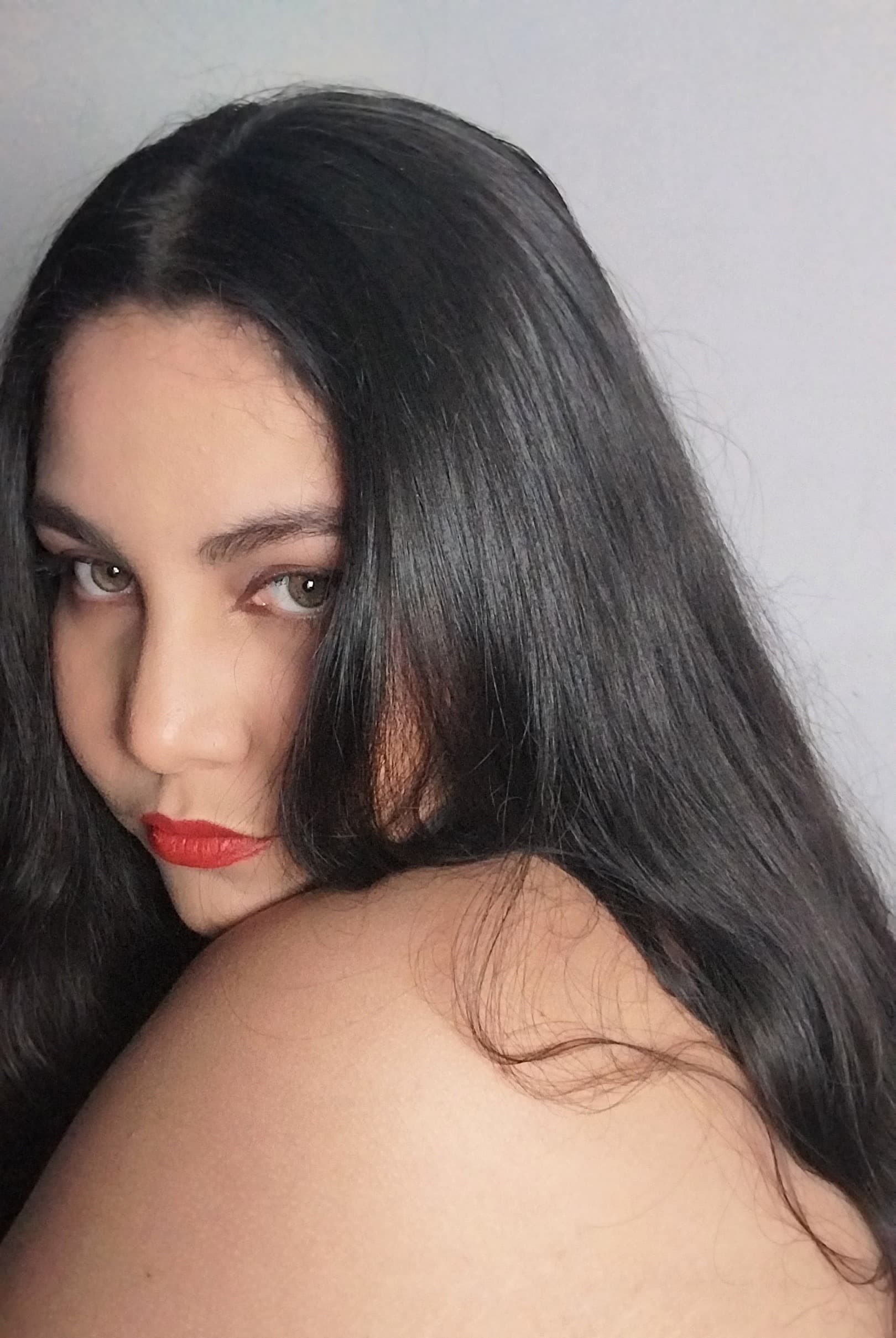 Una curvy banner image