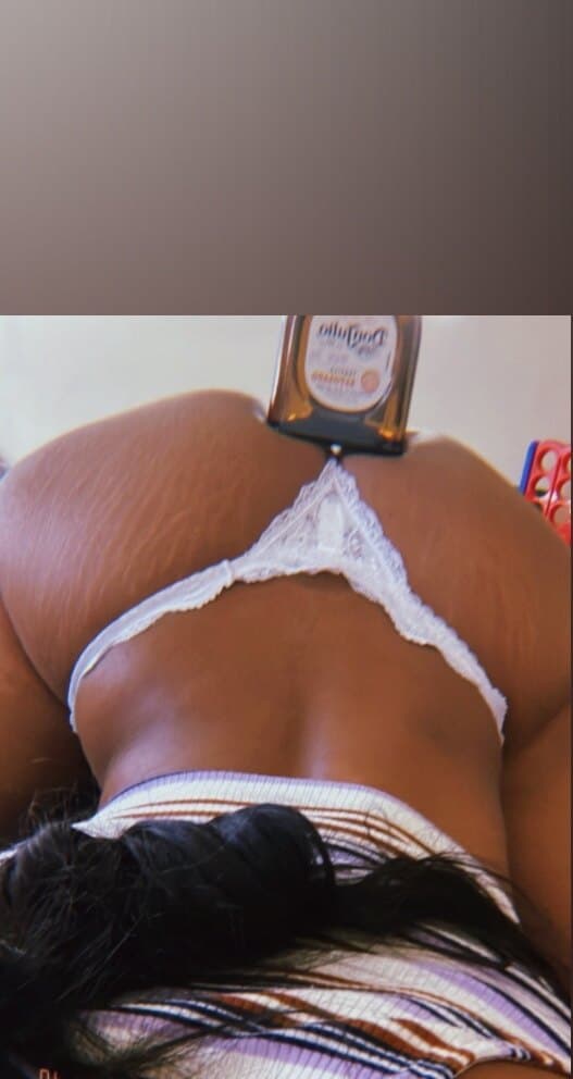 She2Wetttt banner image