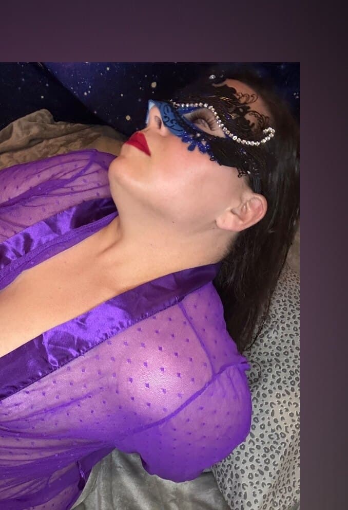 Layla banner image