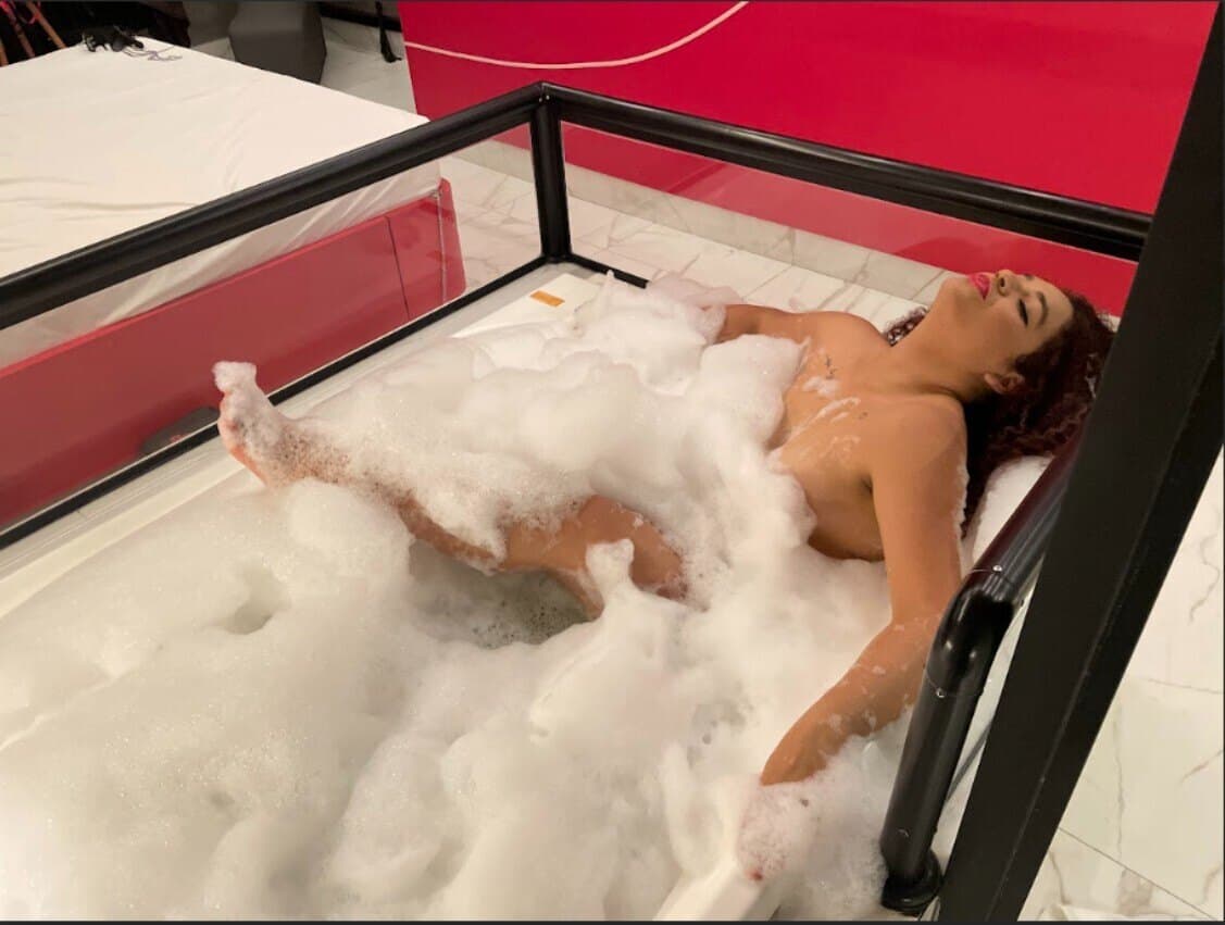 Serena Monroe banner image