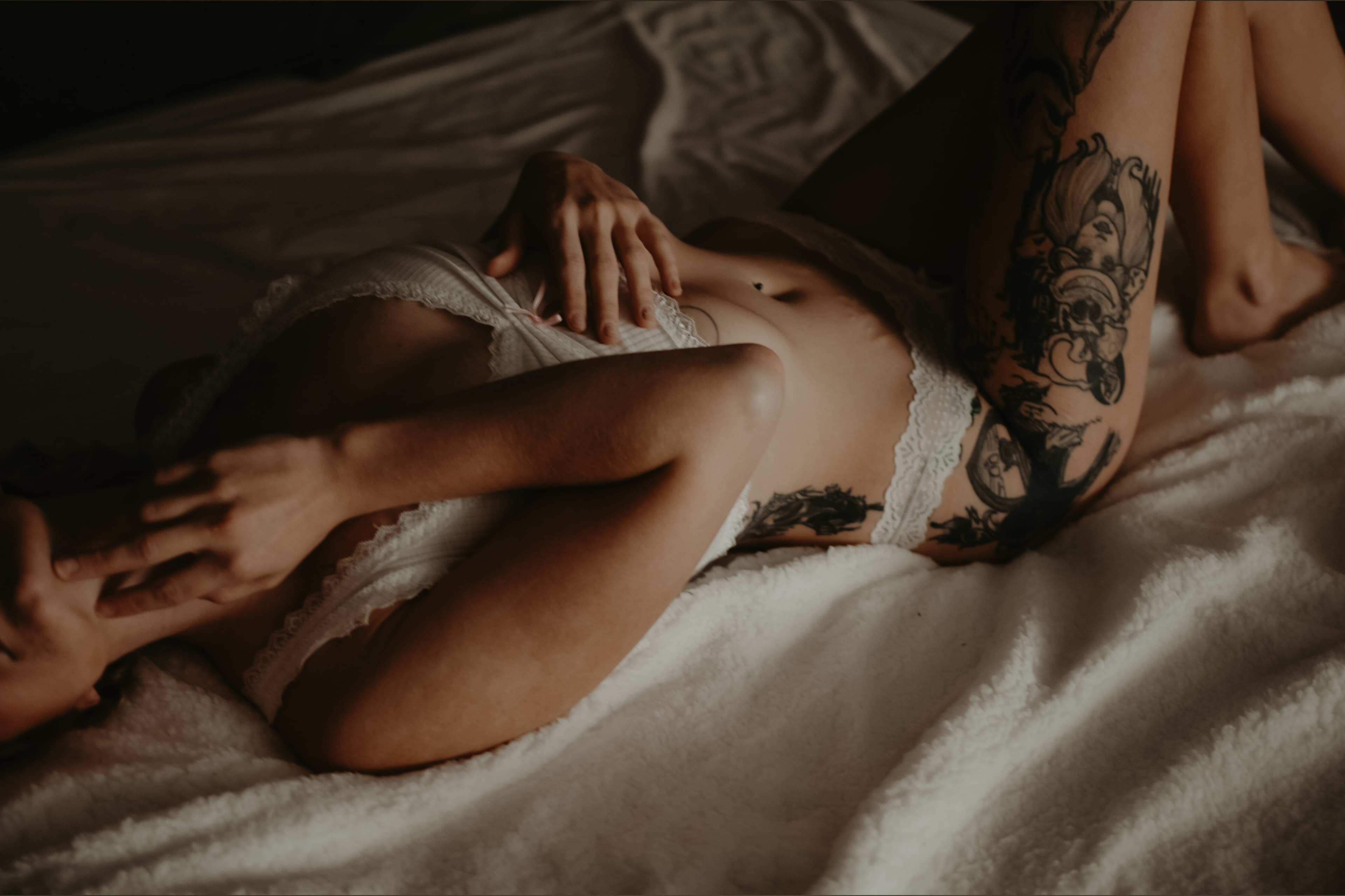 B banner image