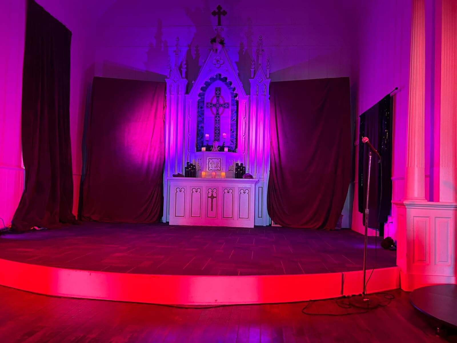 Burlesque Bunny banner image