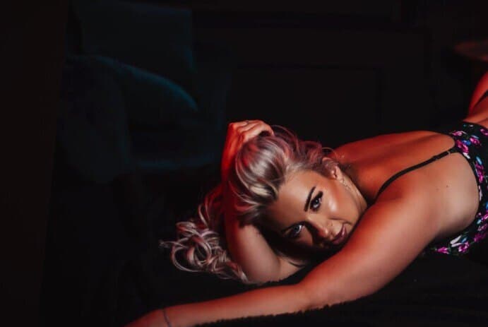 Ebony Rose banner image
