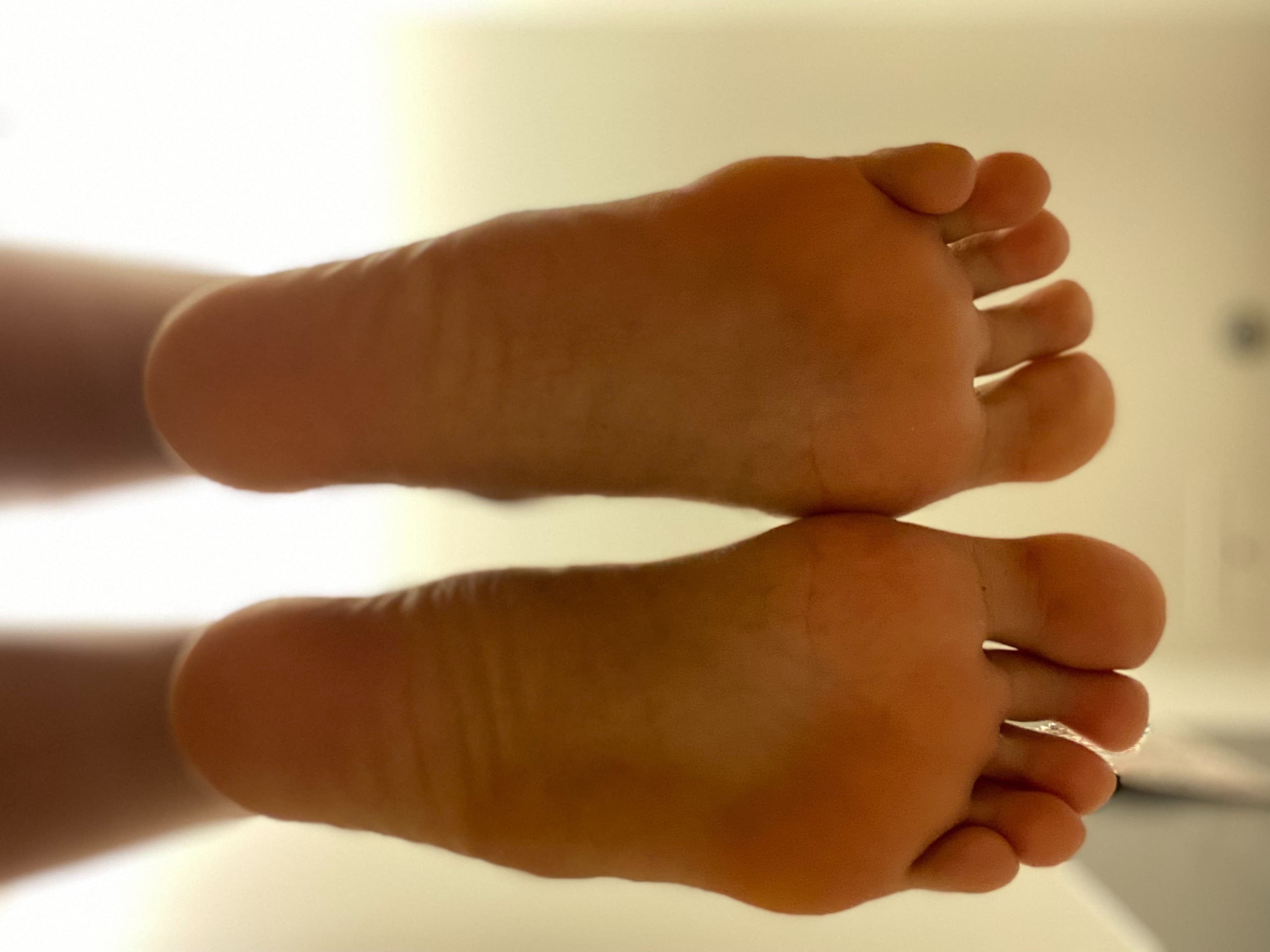 Ten Pretty Phalanges banner image