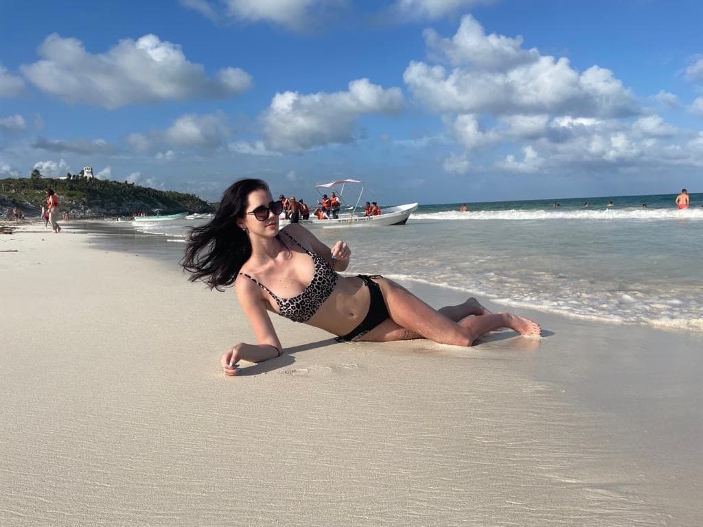 Ashley G banner image