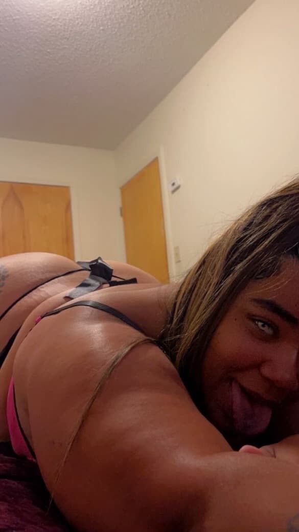 The Real Strawberry Chantel🍓💦 banner image