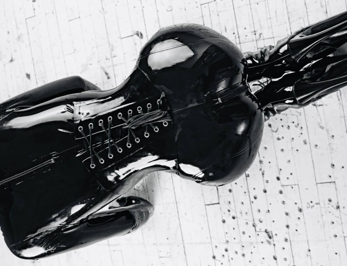 Bizarre Herrin Mia banner image