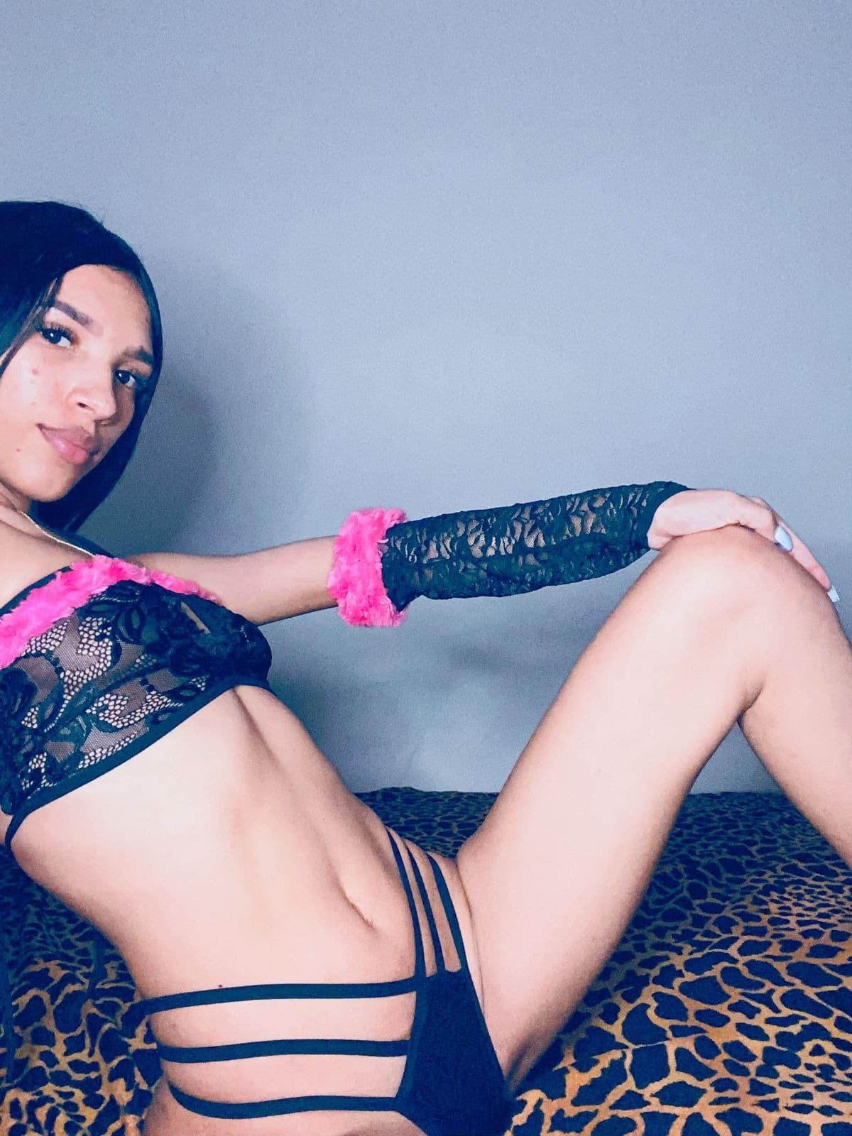 Kimberly Flores banner image