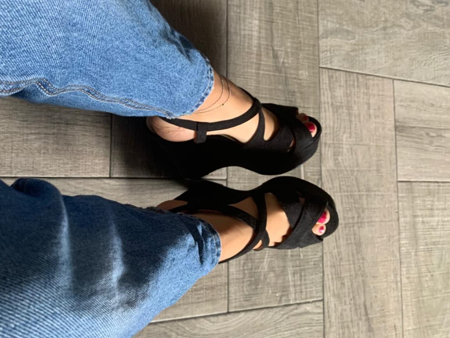 Federica Feet fetish world banner image