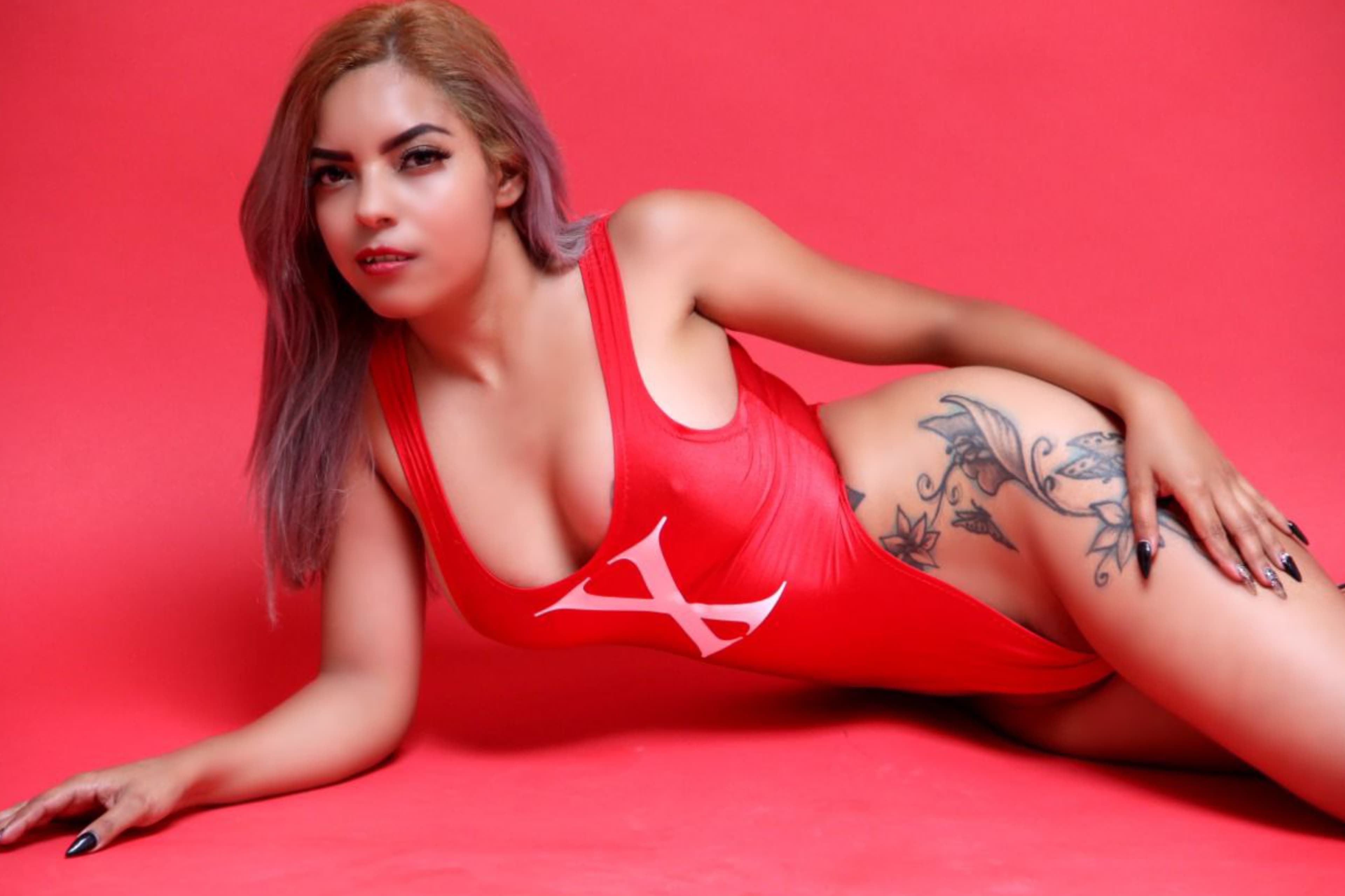 chamel hernandez banner image