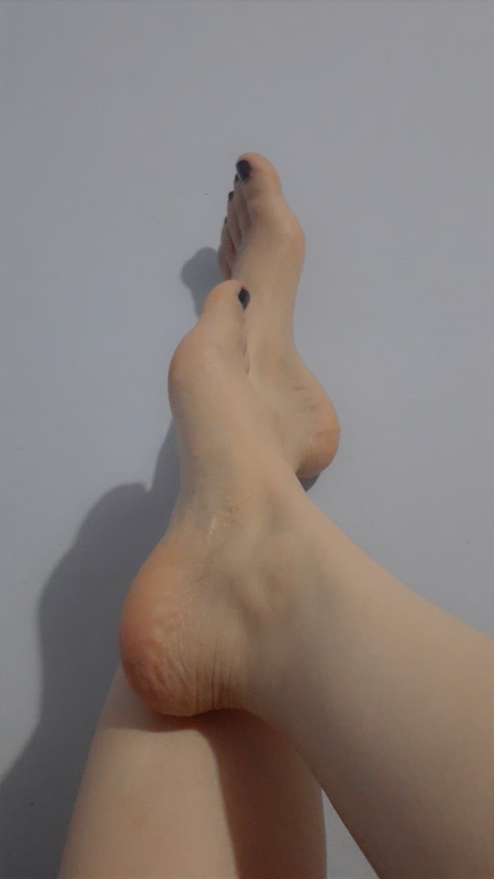 lovelyfeets banner image