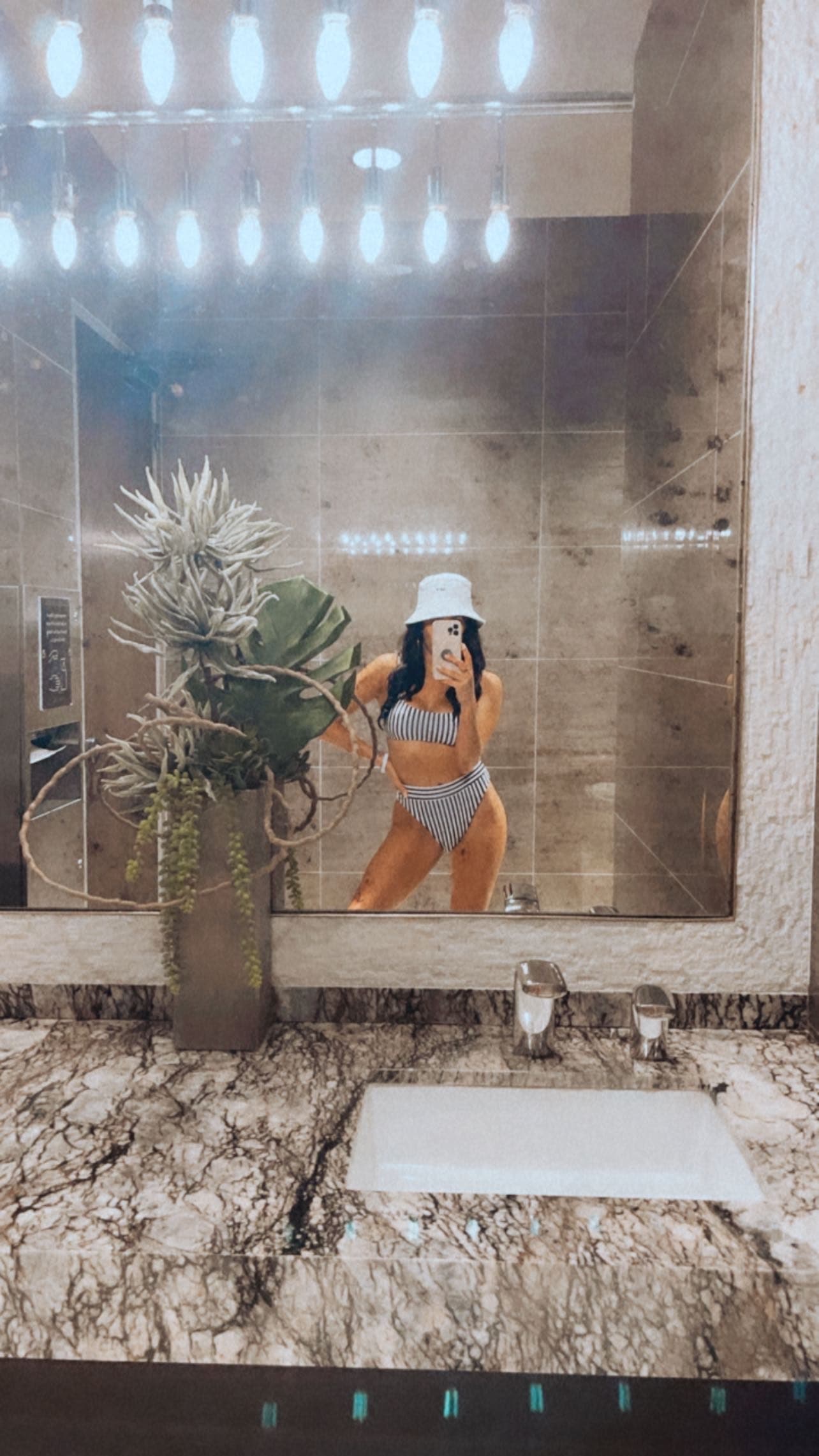 Miss Nicole Cara banner image