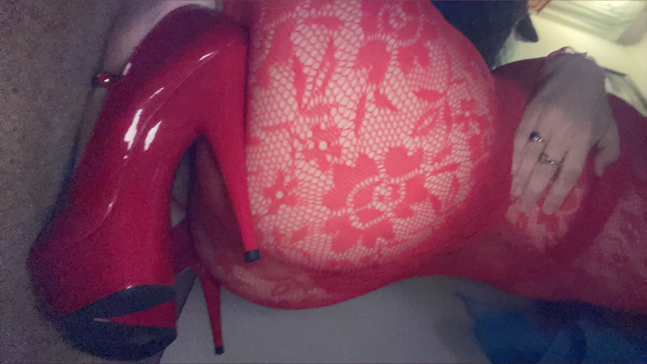 T💋 banner image