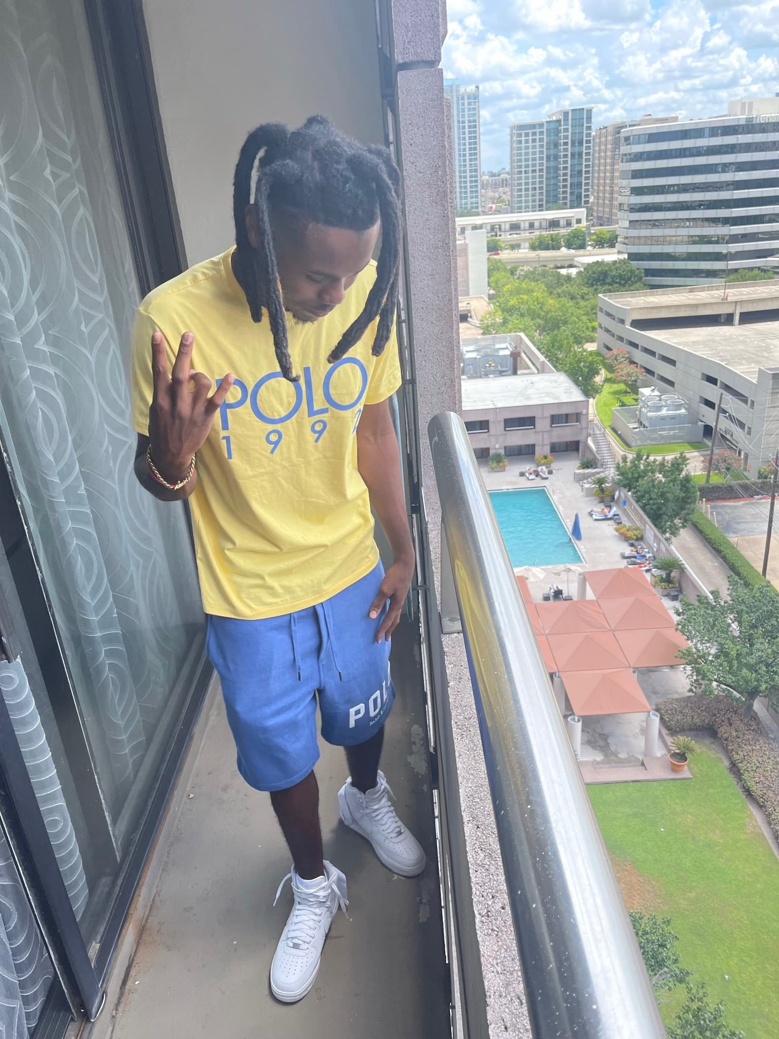DaddyDevv🥵🦍 banner image