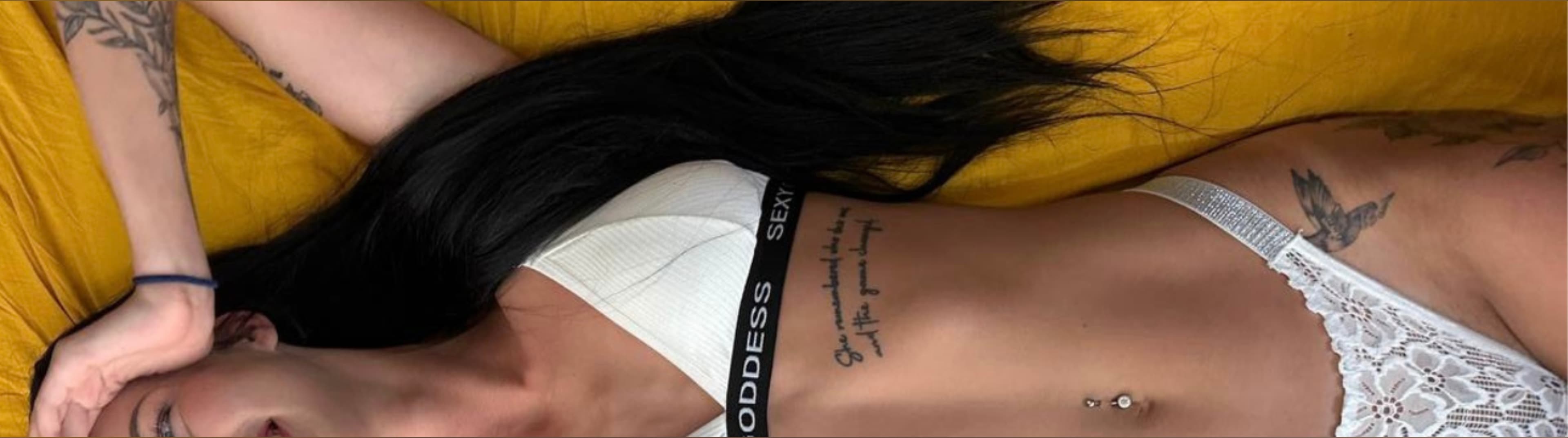 Emily π€π banner image