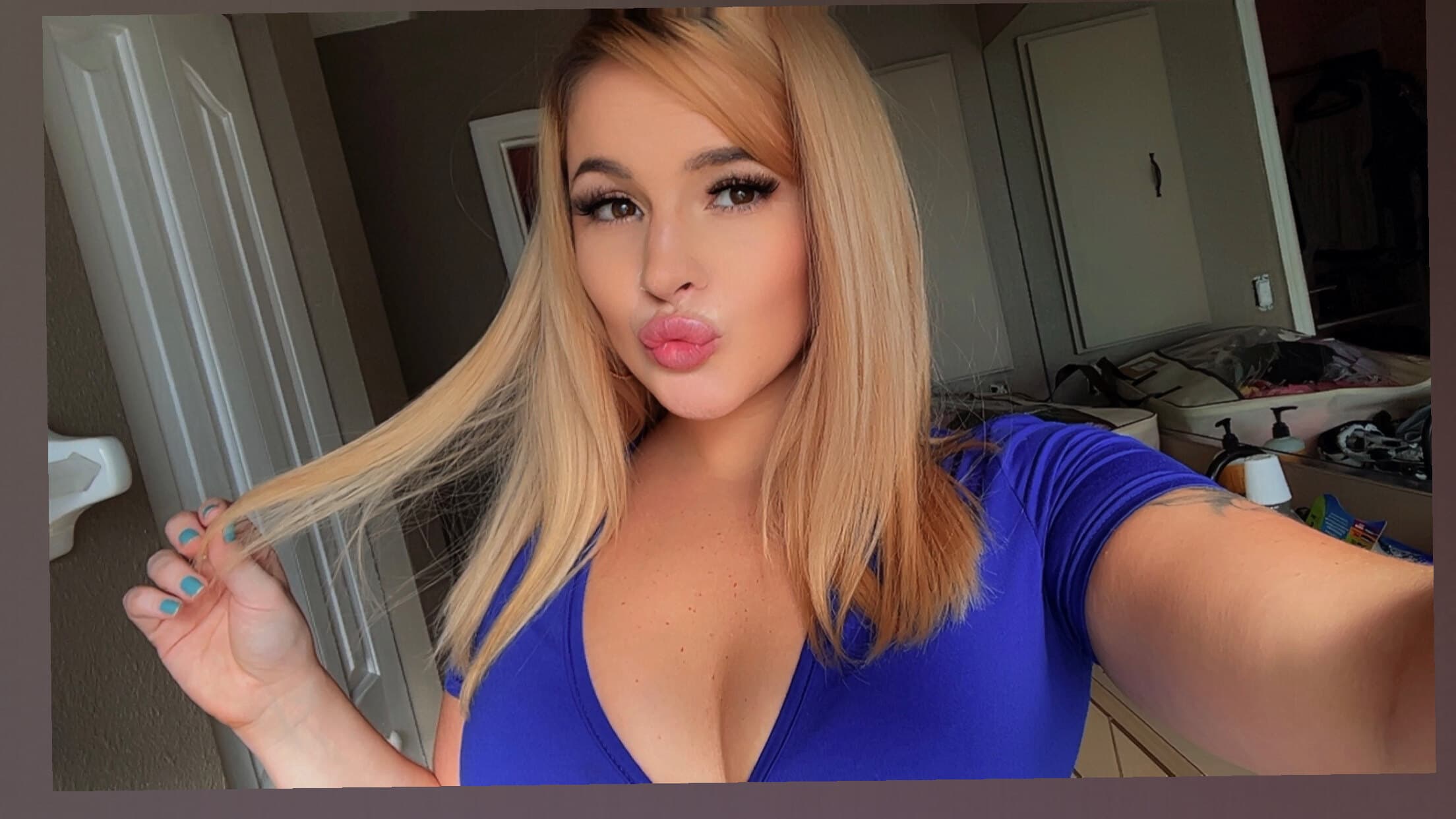 Meg🍓 banner image