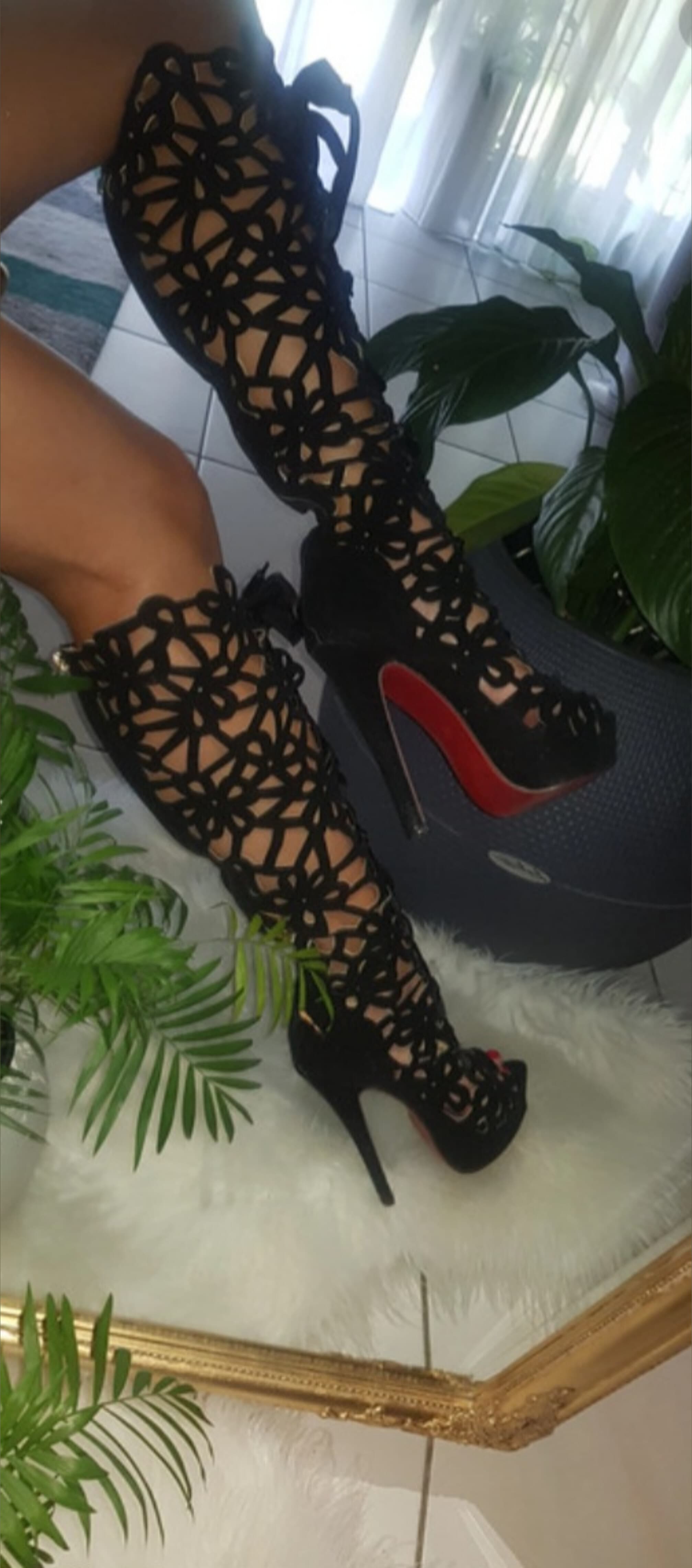 @MissMystery Feet banner image