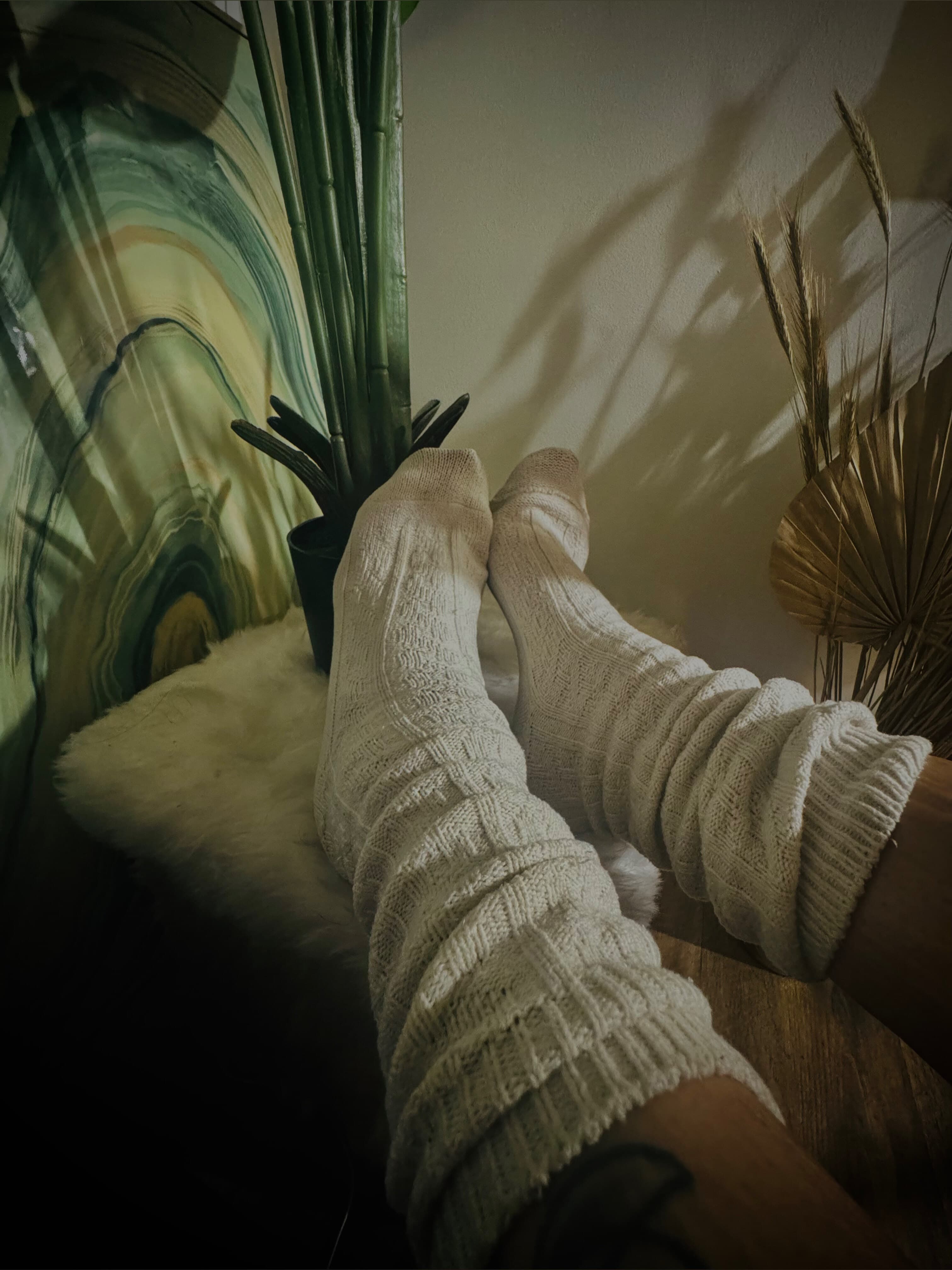 The Statuesque Goddess banner image