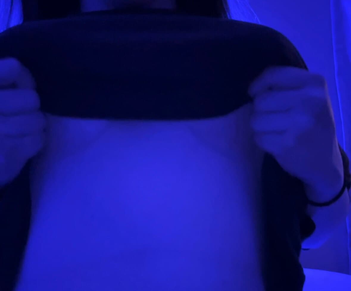 SatinThighs banner image