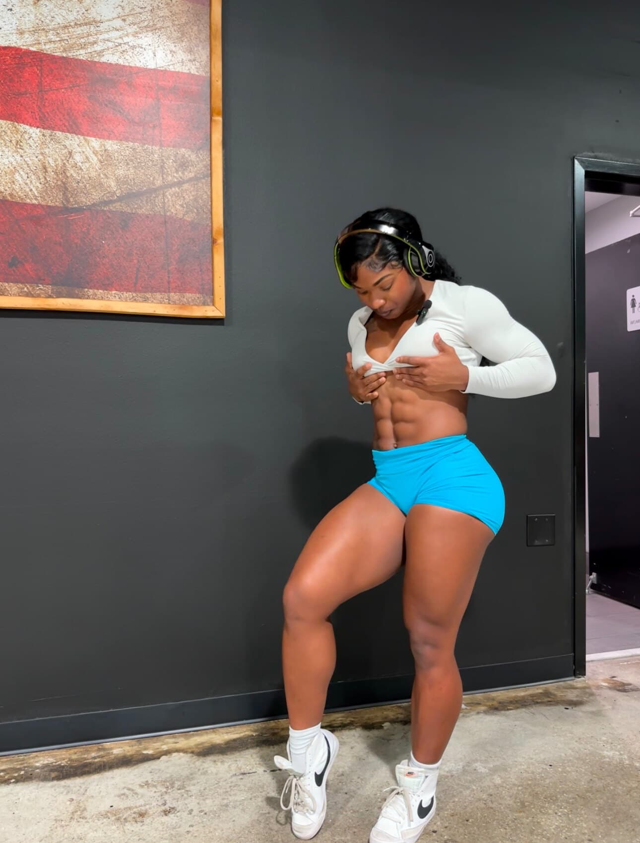 Ebony muscle lover banner image