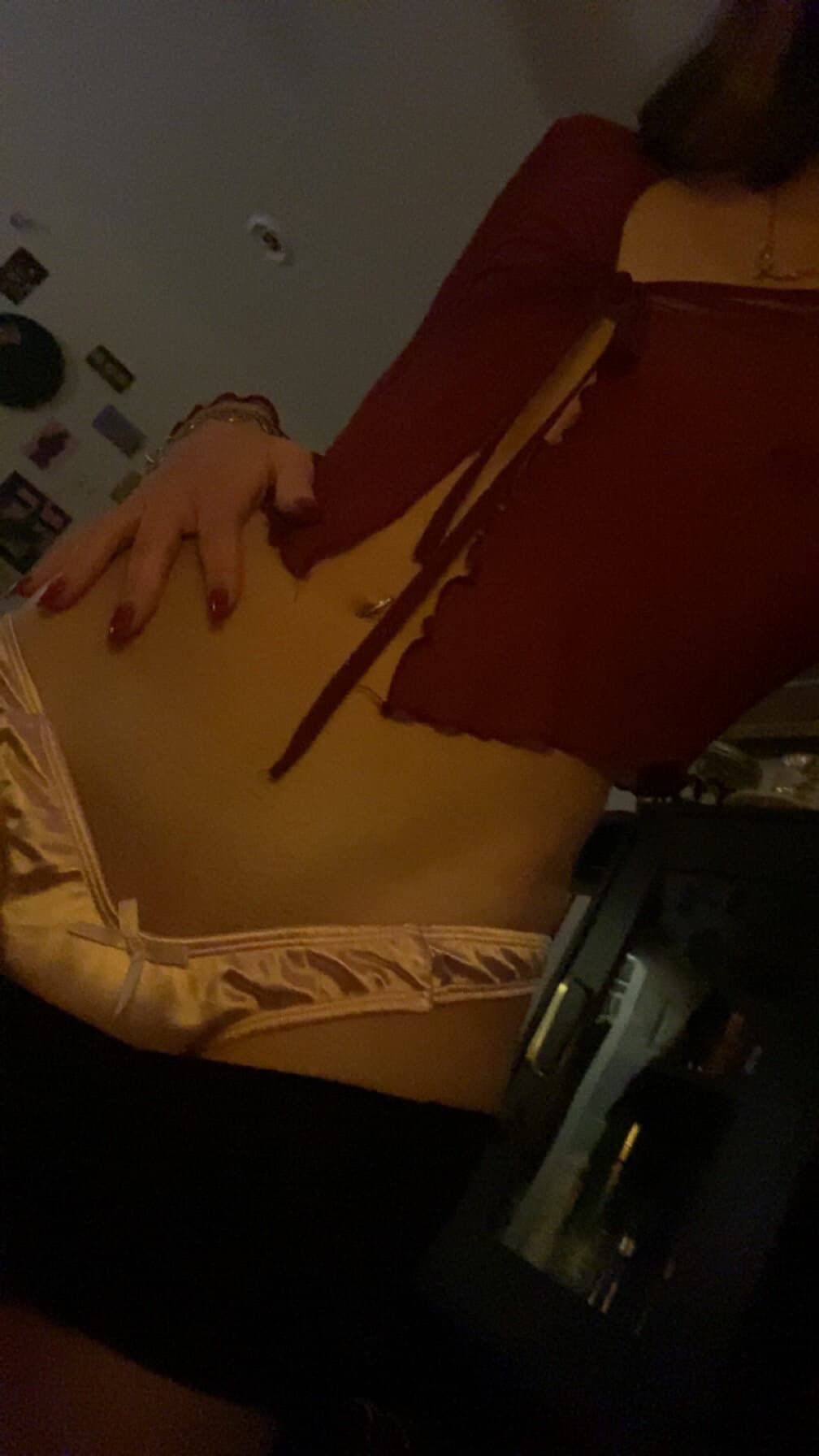 ella 🪭 banner image