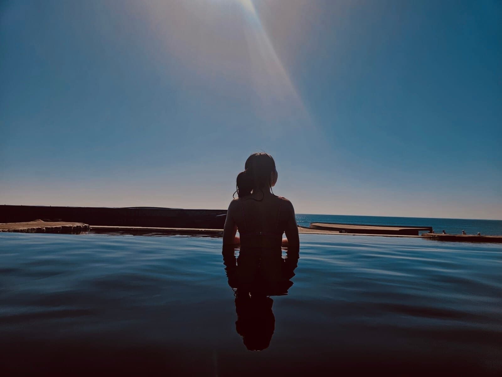 Rosie Eleanoir banner image