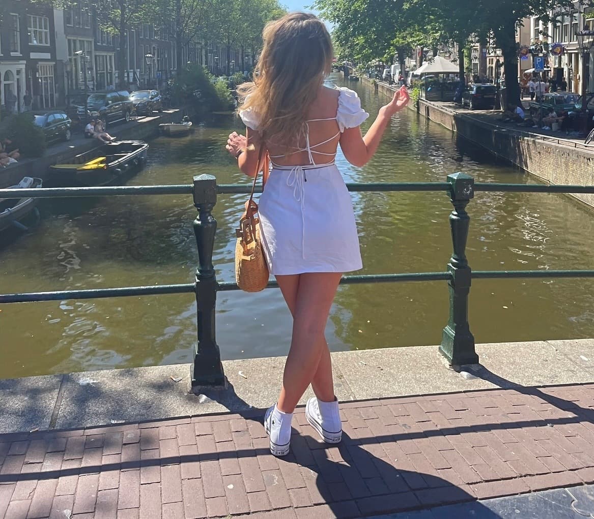 Roseyfeet banner image
