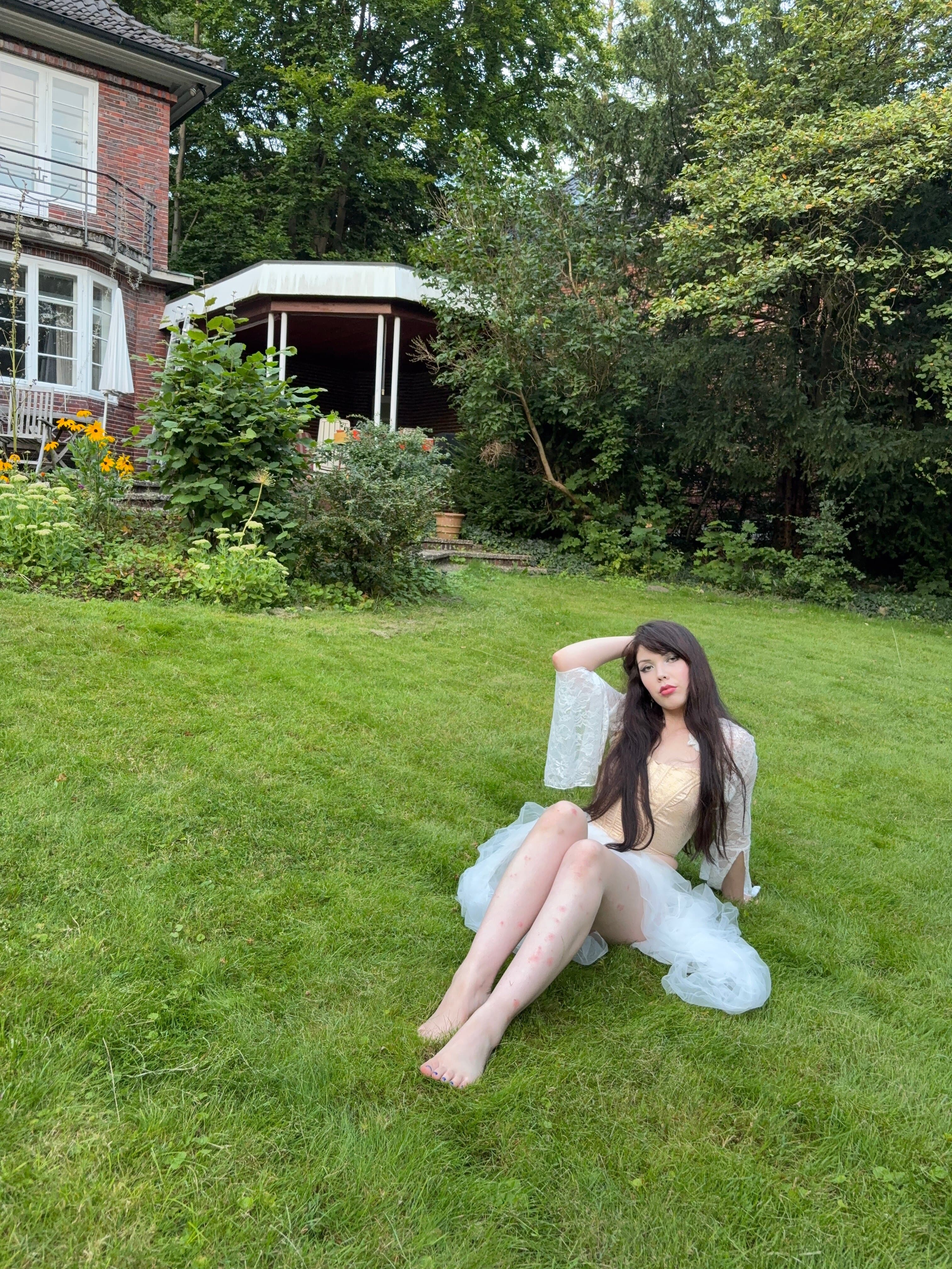 Zoe Moore banner image