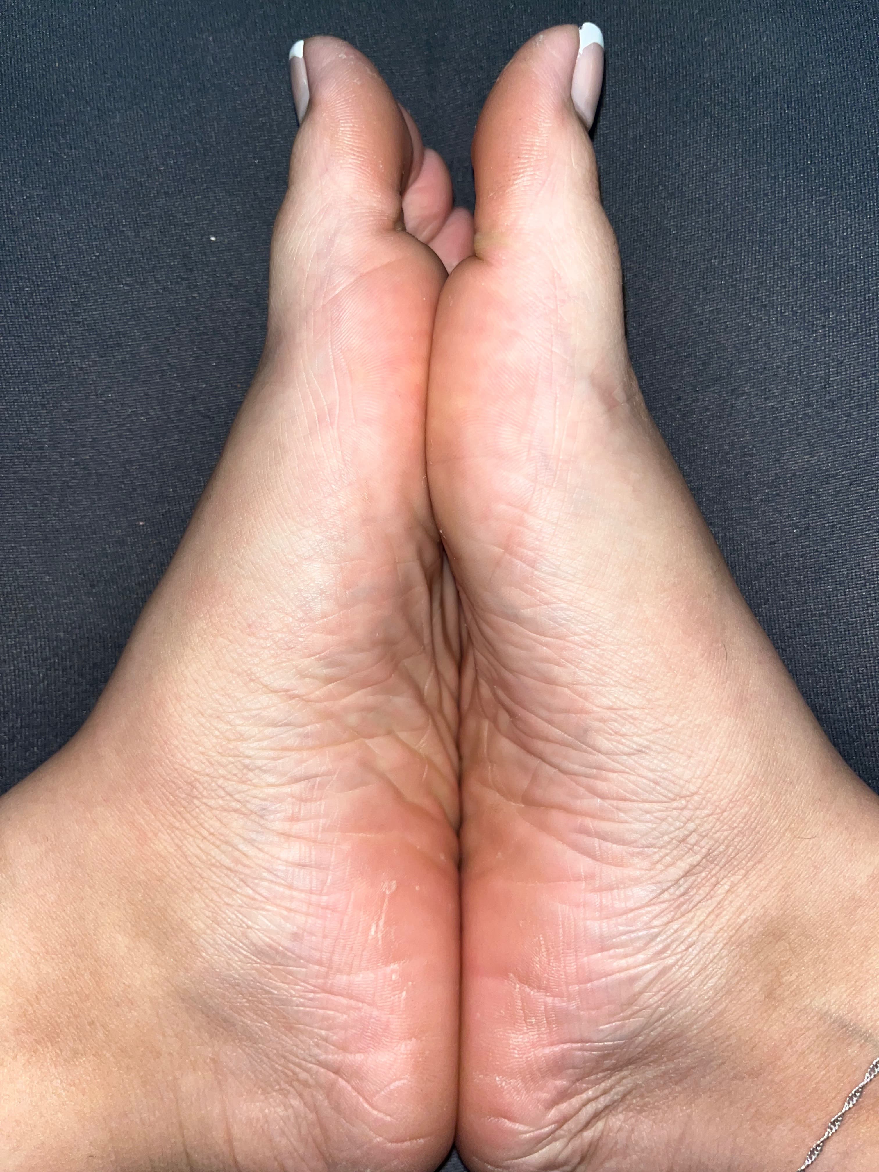 Deliciousness💅🦶🏽 banner image