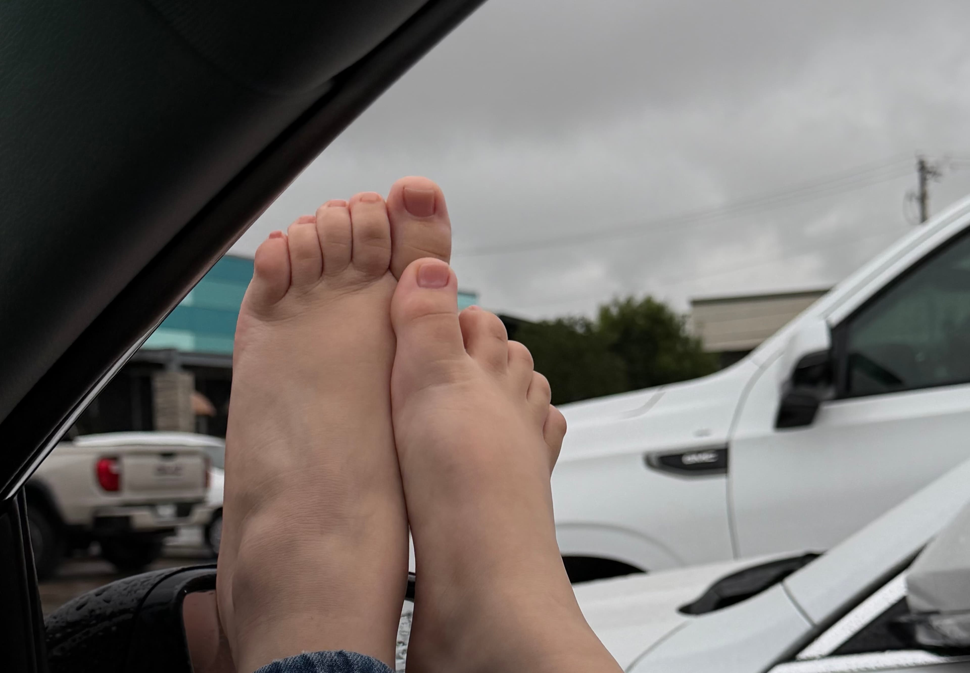 Christy & Tina Feet Goddesses banner image